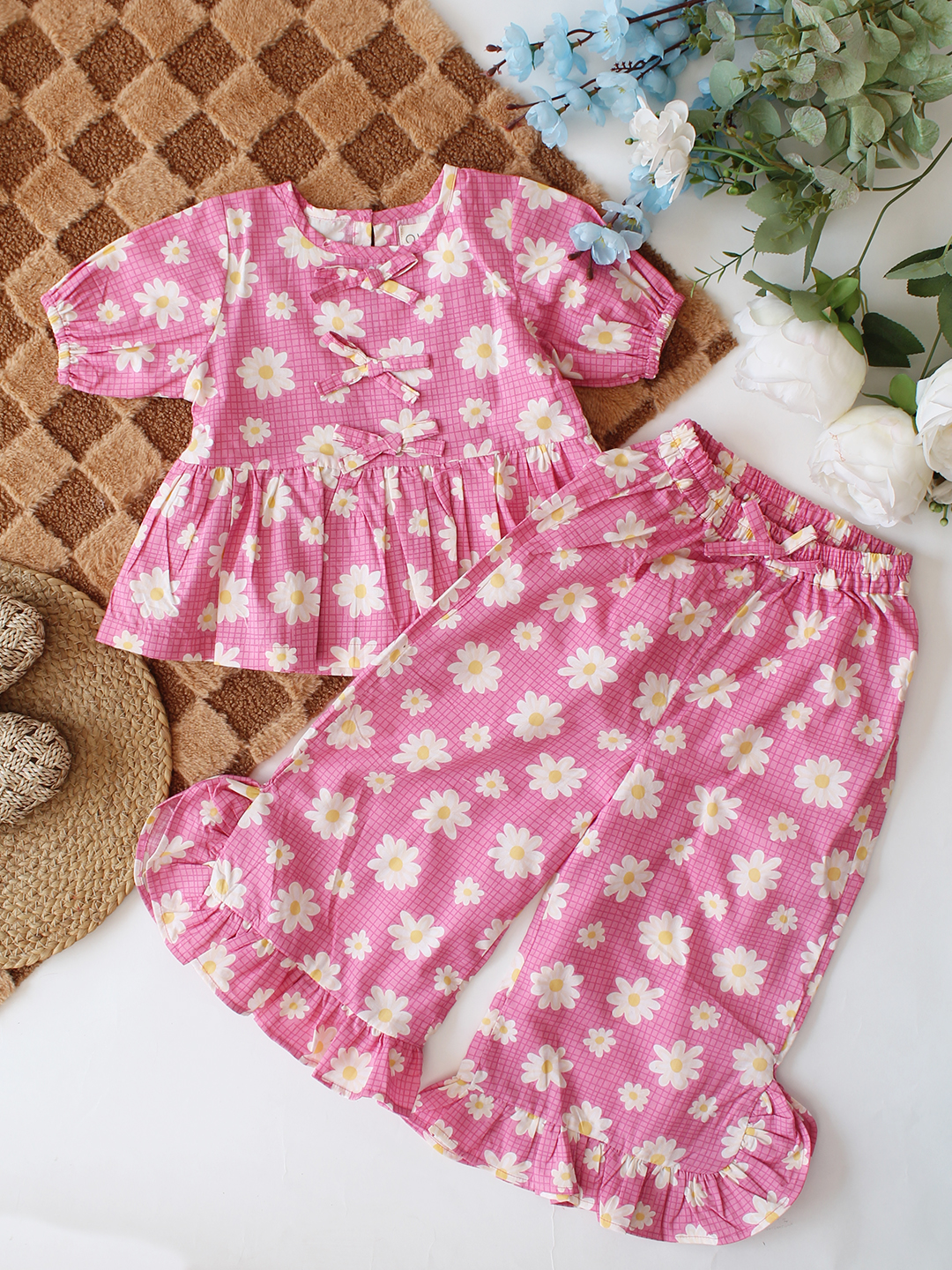Daisy Floral Print Bow Detailed Coordinating Top & Pant Set - Pink