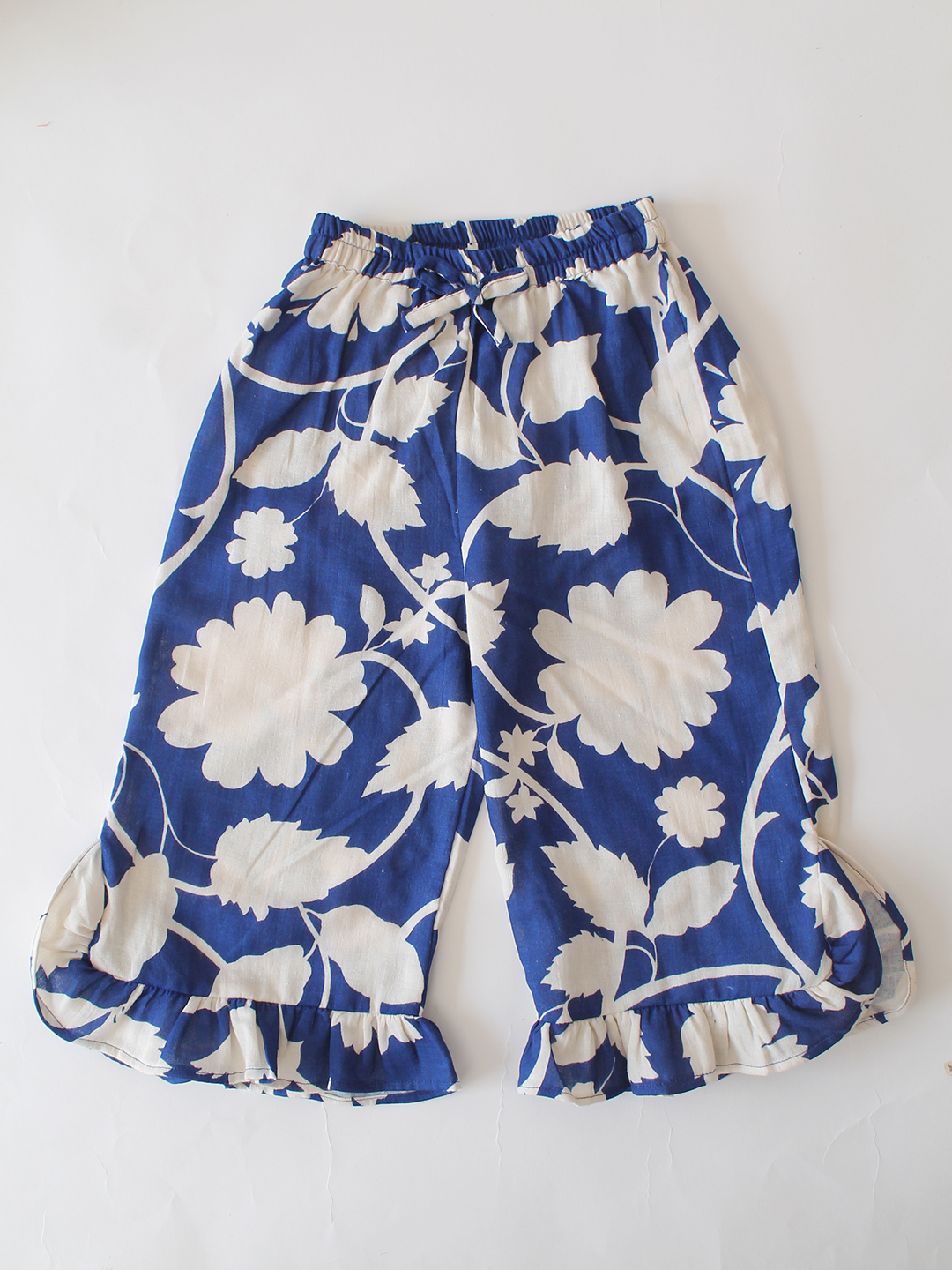 Qvink Half Sleeves Floral Printed Coordinating Top & Pant Set - Blue