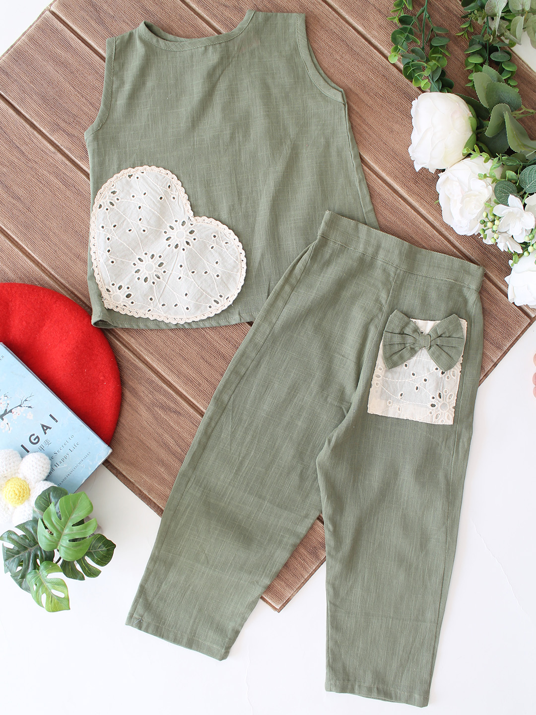 Heart Applique Detailed Coordinating Top & Pant Set - Olive Green