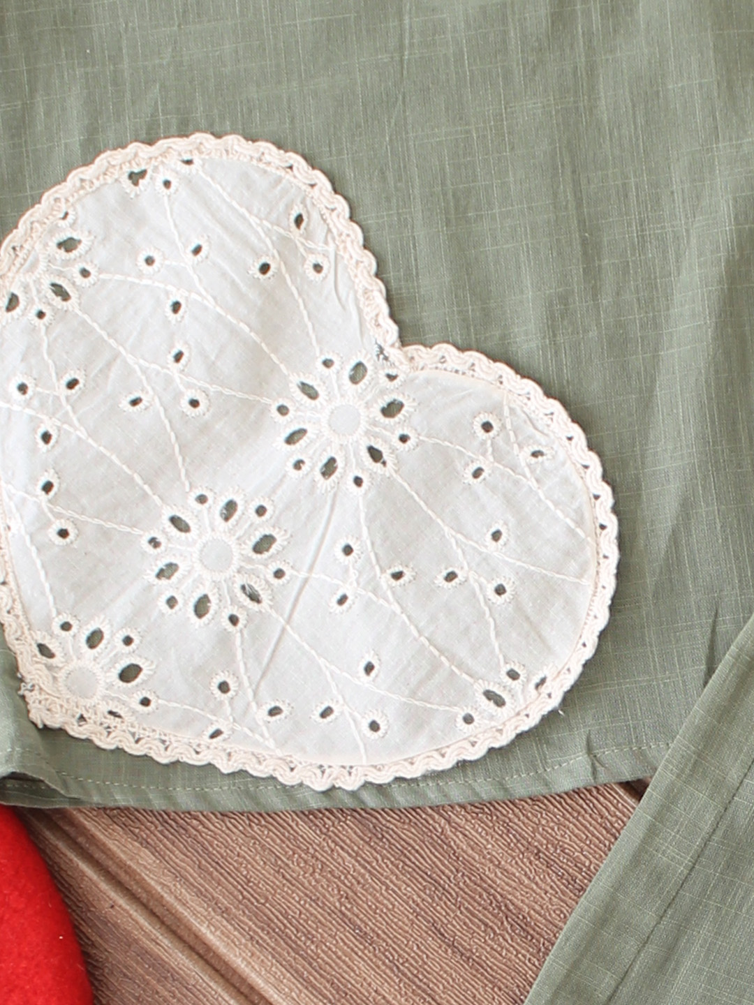 Heart Applique Detailed Coordinating Top & Pant Set - Olive Green