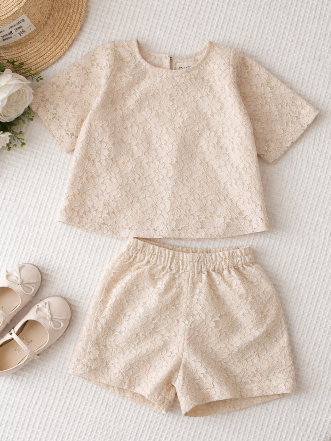 Qvink Half Sleeves Floral Design Coordinating Top & Shorts Set - Cream