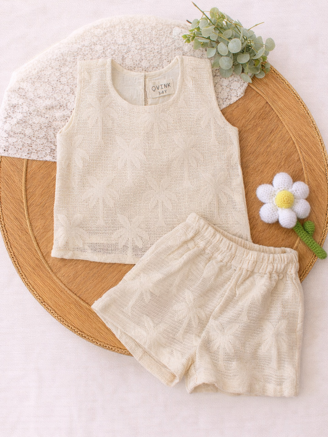Qvink Sleeveless Coordinating Top & Shorts Set - Cream