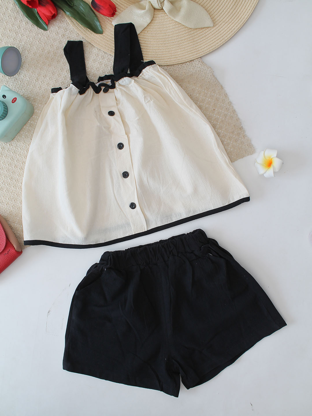 Qvink Cotton Coordinating Top & Shorts Set - White