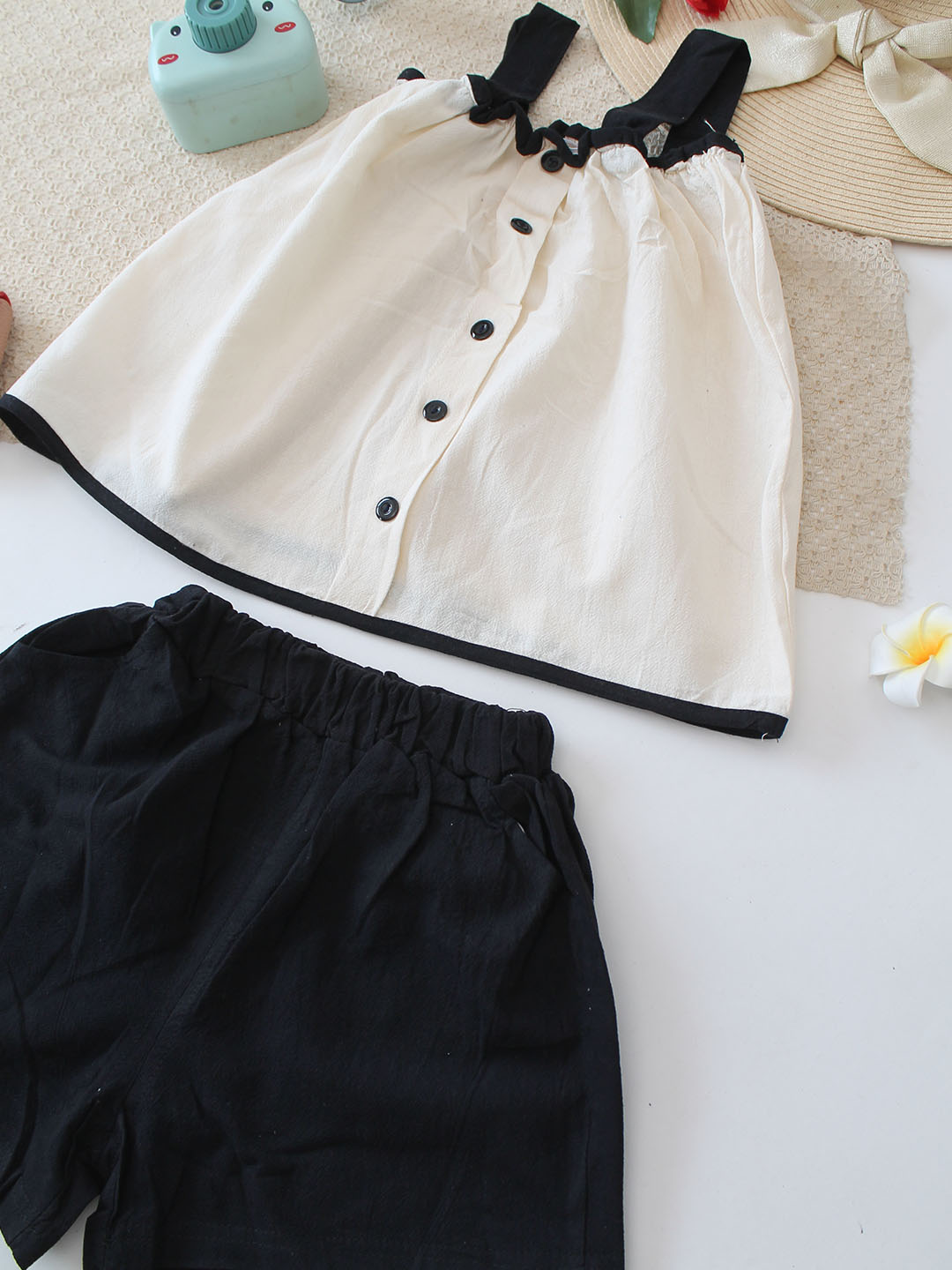 Qvink Cotton Coordinating Top  Shorts Set  White