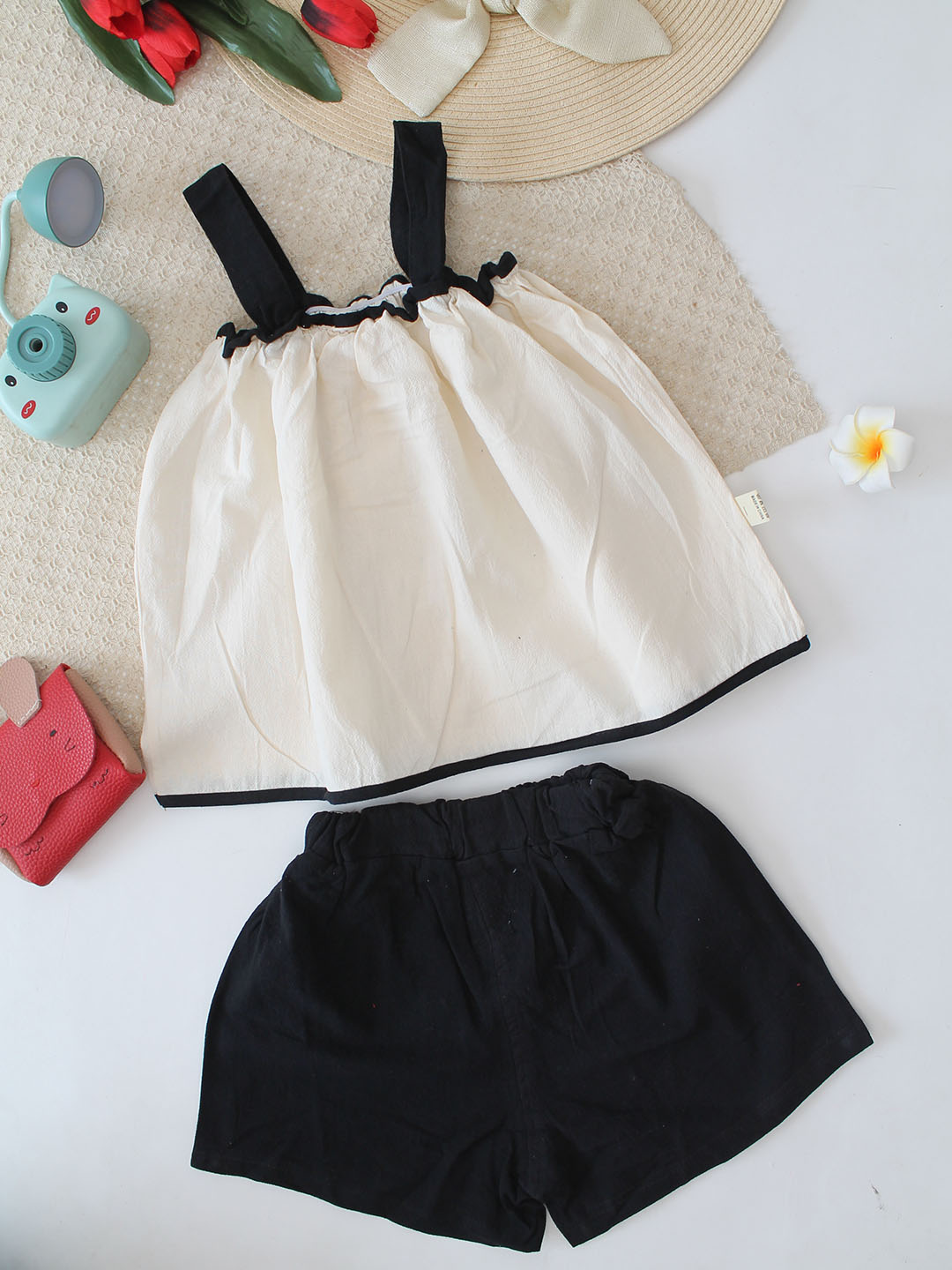 Qvink Cotton Coordinating Top  Shorts Set  White