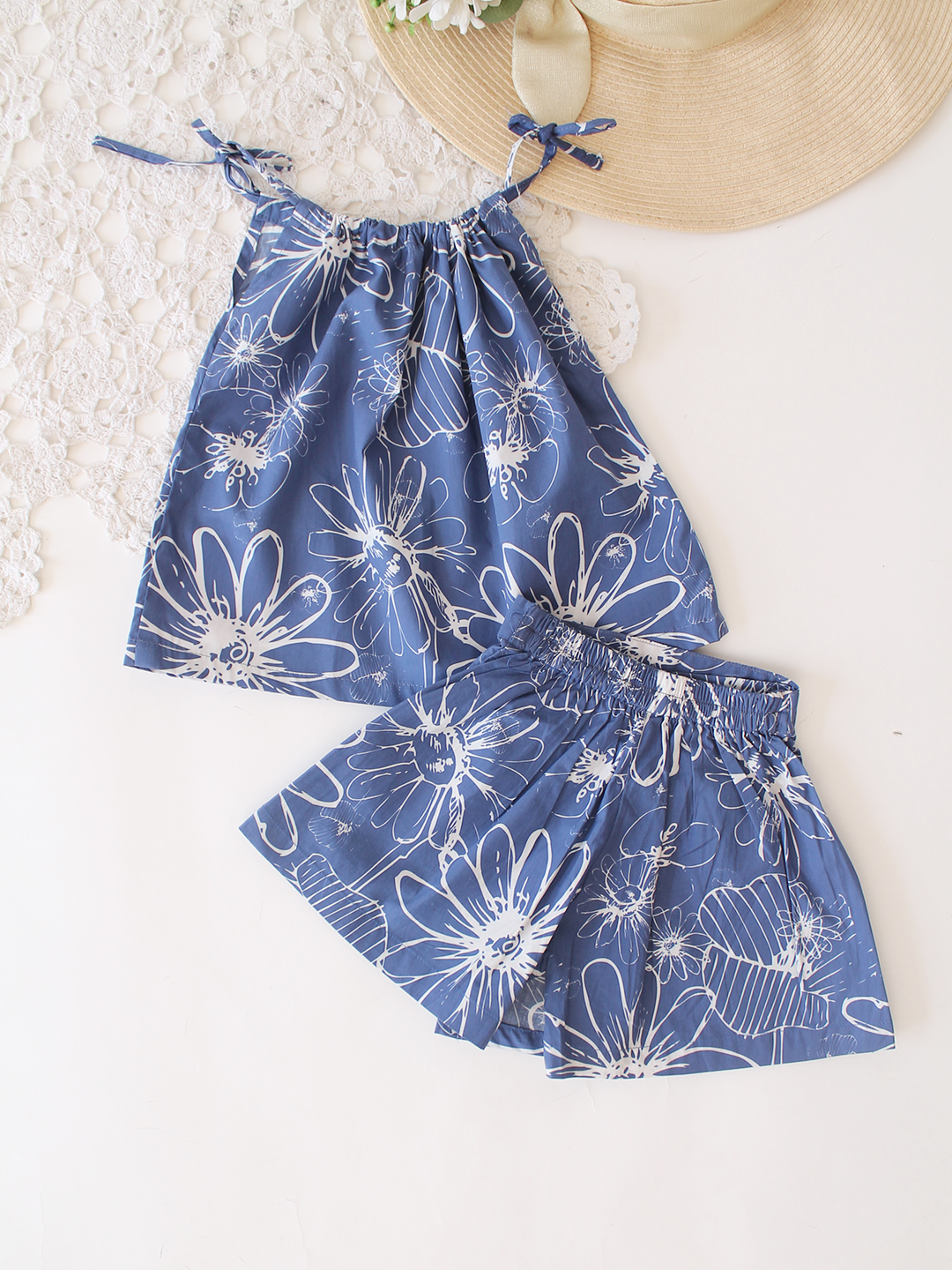 Qvink Cotton Floral Printed Coordinating Top & Shorts Set - Blue