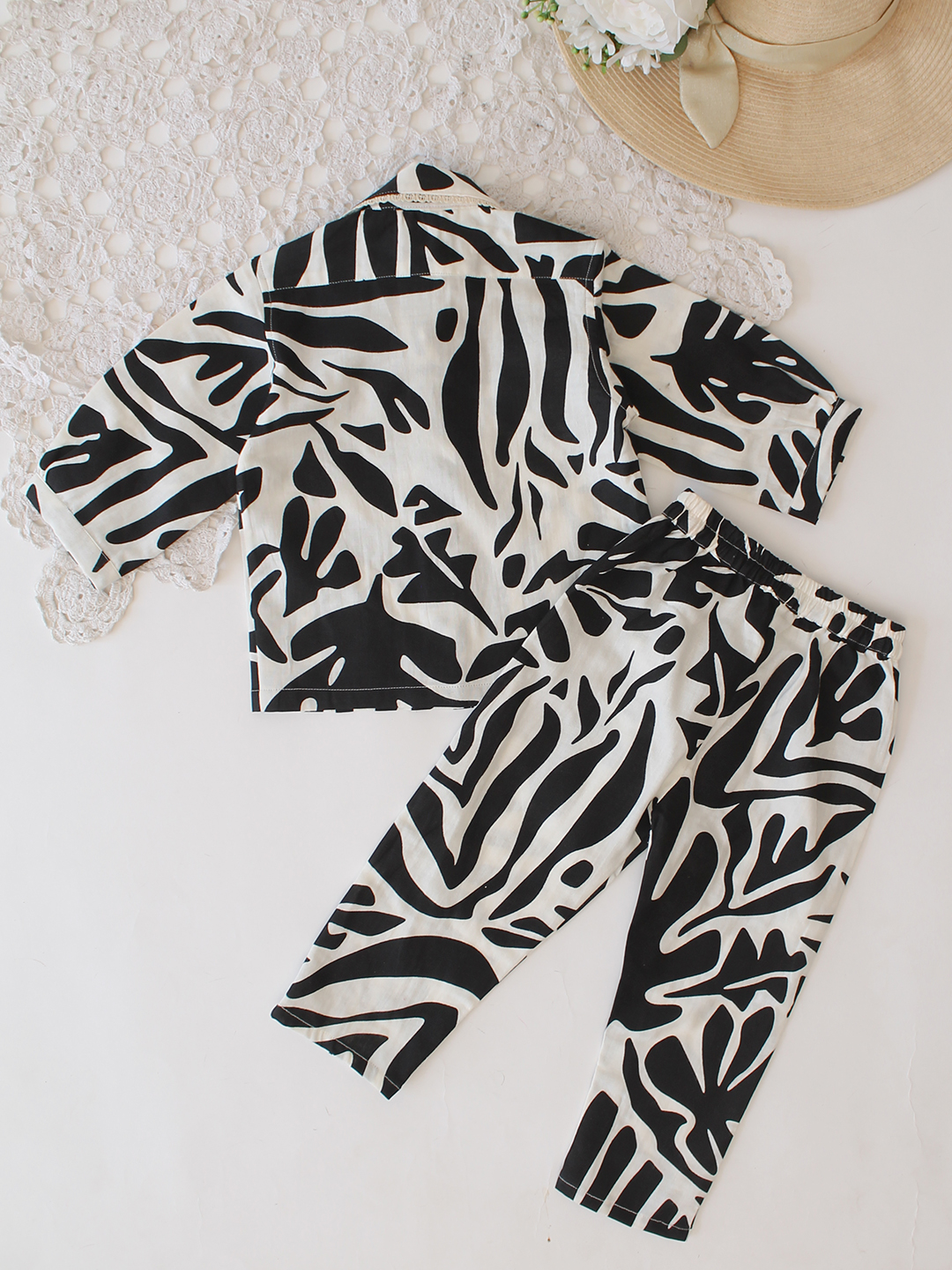 Qvink Cotton Zebra Printed girls co ord set - Black