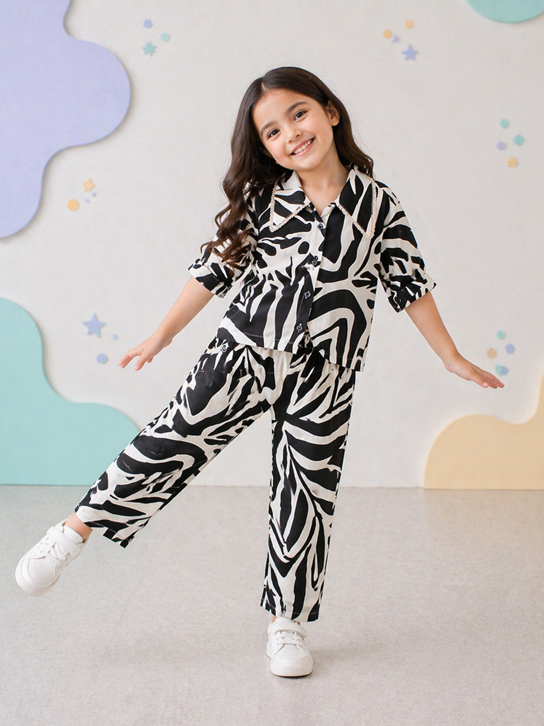 Qvink Cotton Zebra Printed girls co ord set - Black