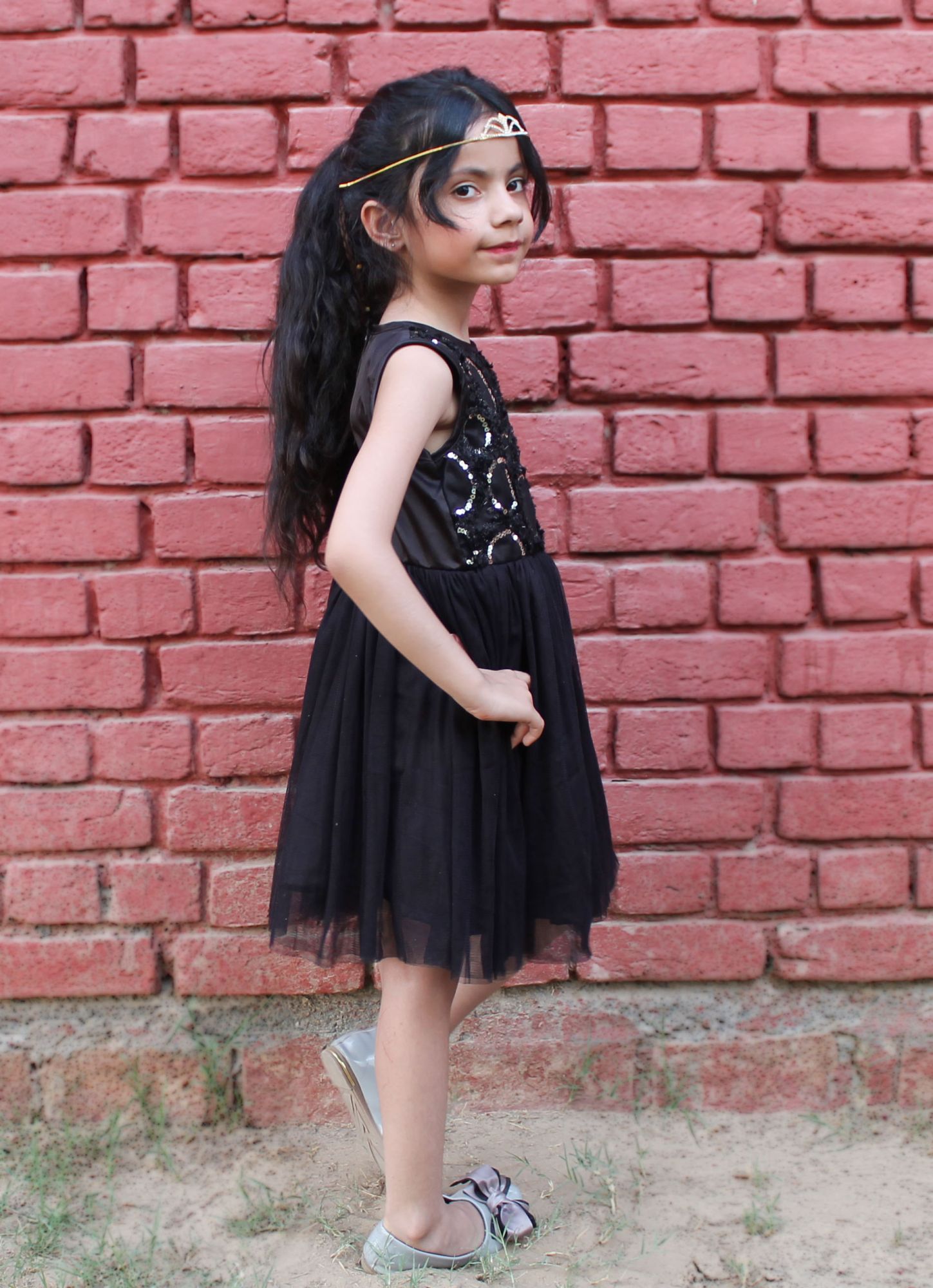 Qvink Fit and Flare Knee Length Party Frock-Black