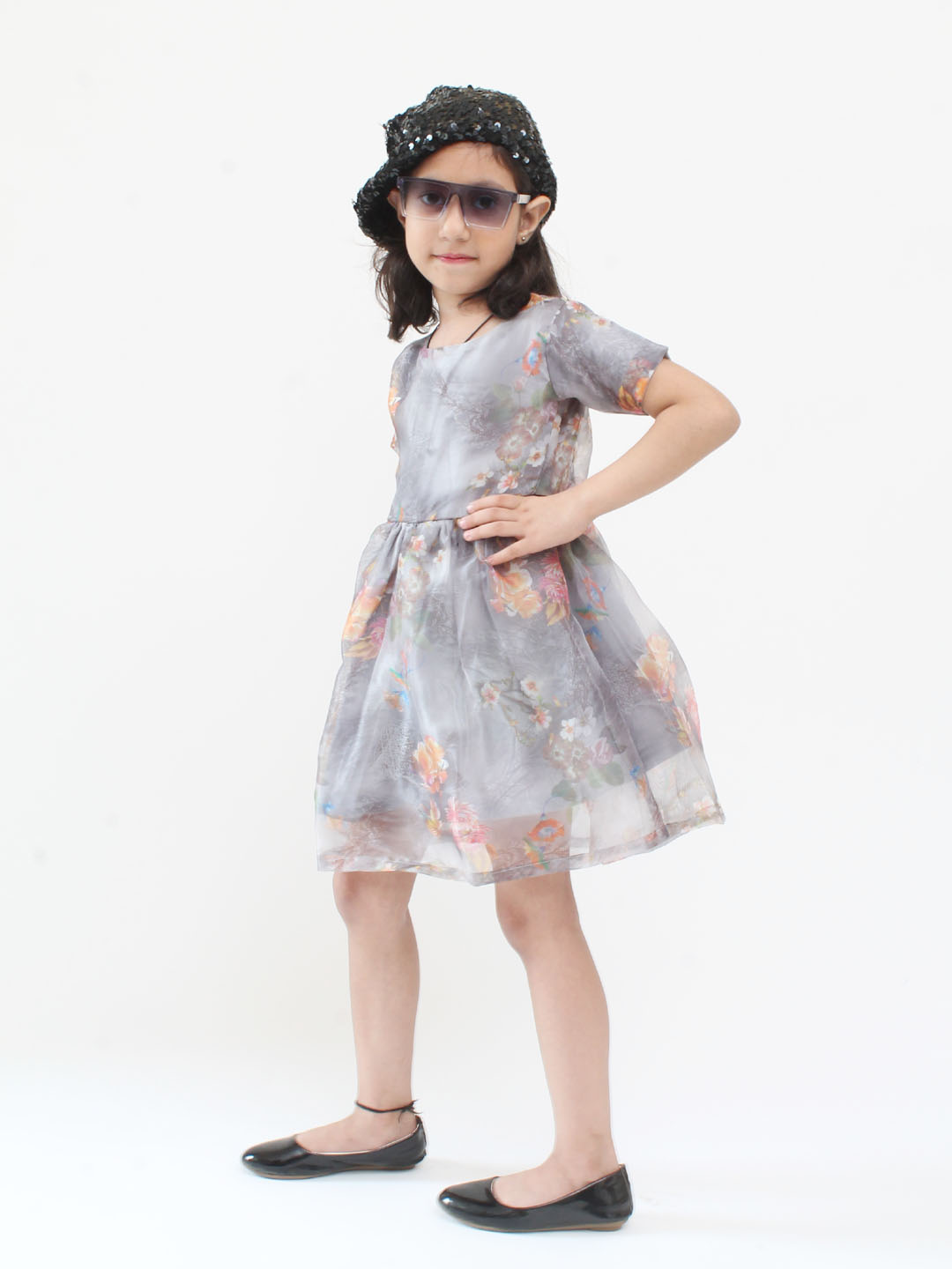 Qvink Organza Half Sleeves Rose Printed Fit & Flare Dress - Grey