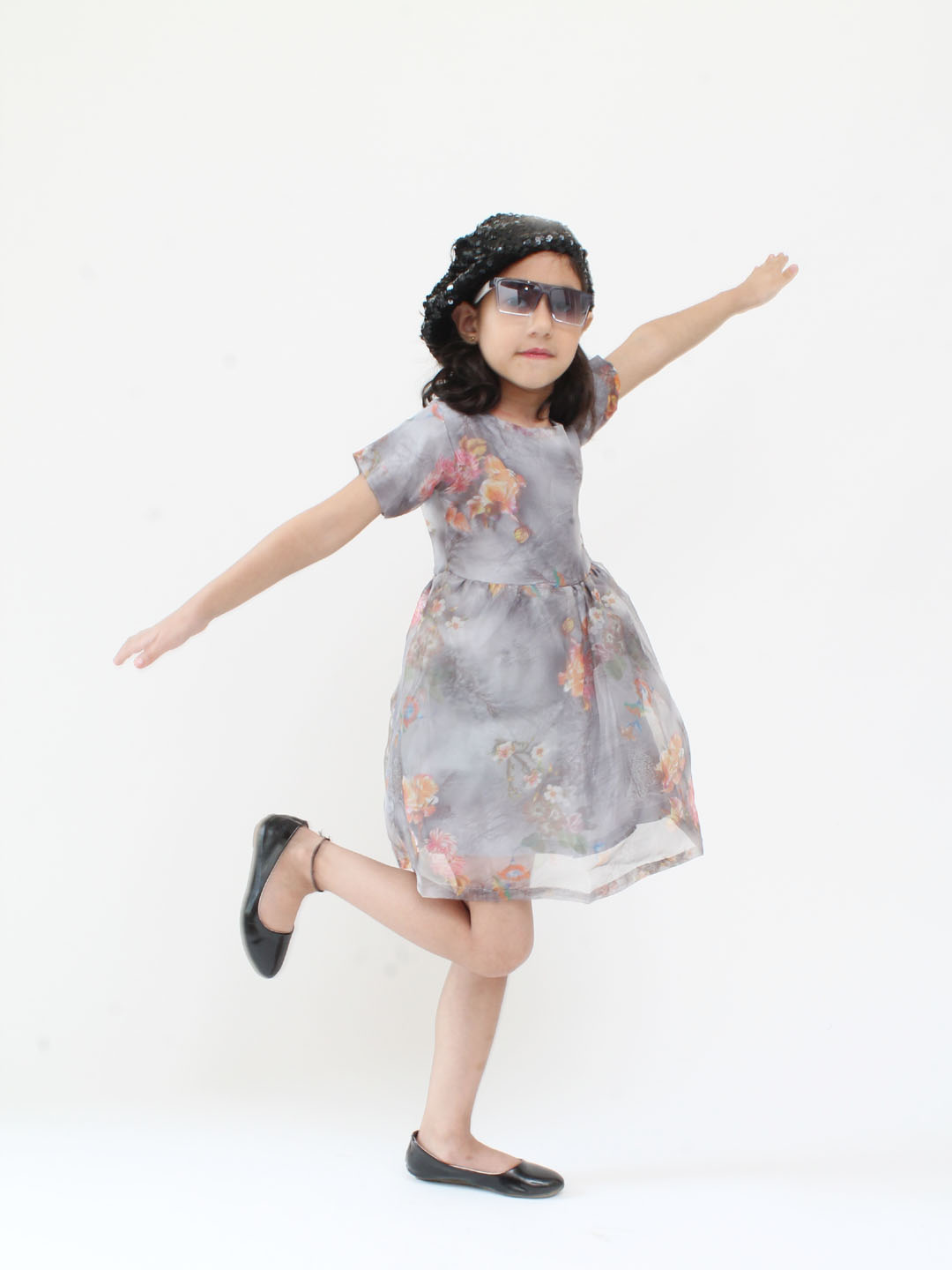 Qvink Organza Half Sleeves Rose Printed Fit & Flare Dress - Grey