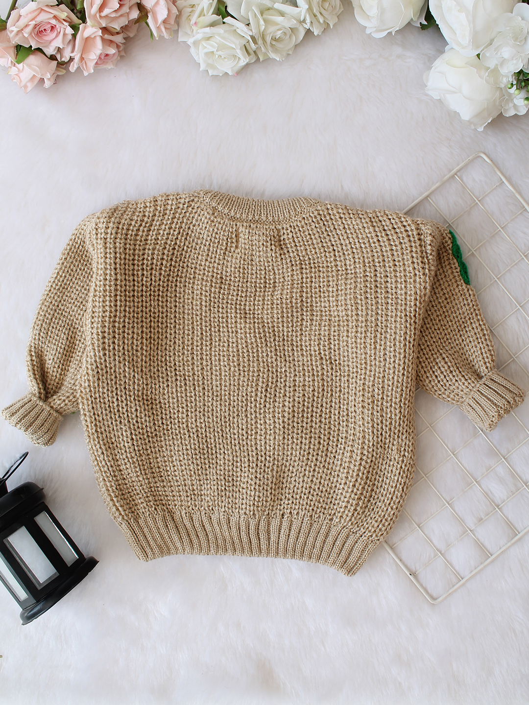 Qvink Knitted Full Sleeves Leaf Applique Detailed Sweater - Beige