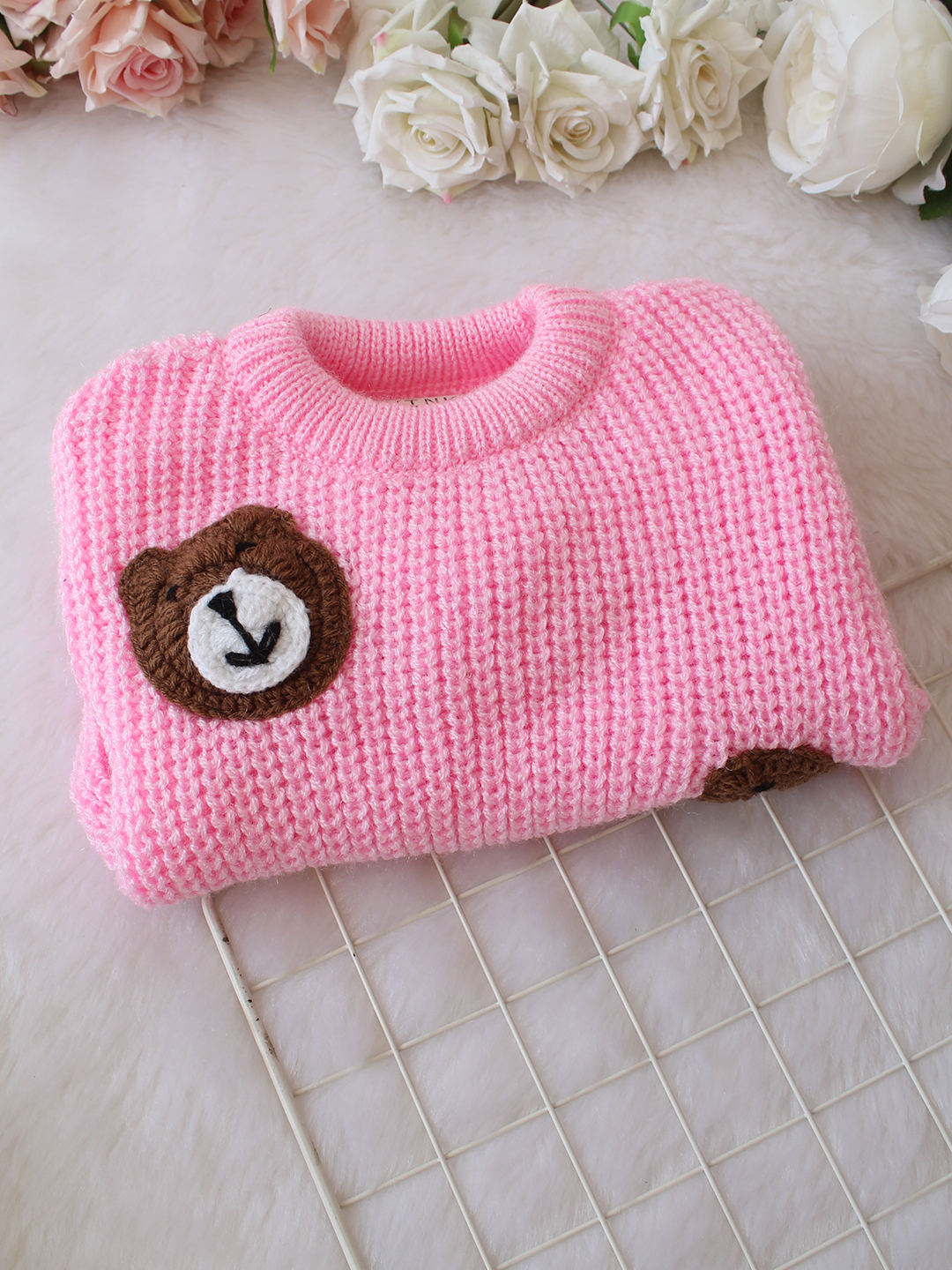 Qvink Knitted Full Sleeves Bear Face Applique Detailed Sweater - Pink