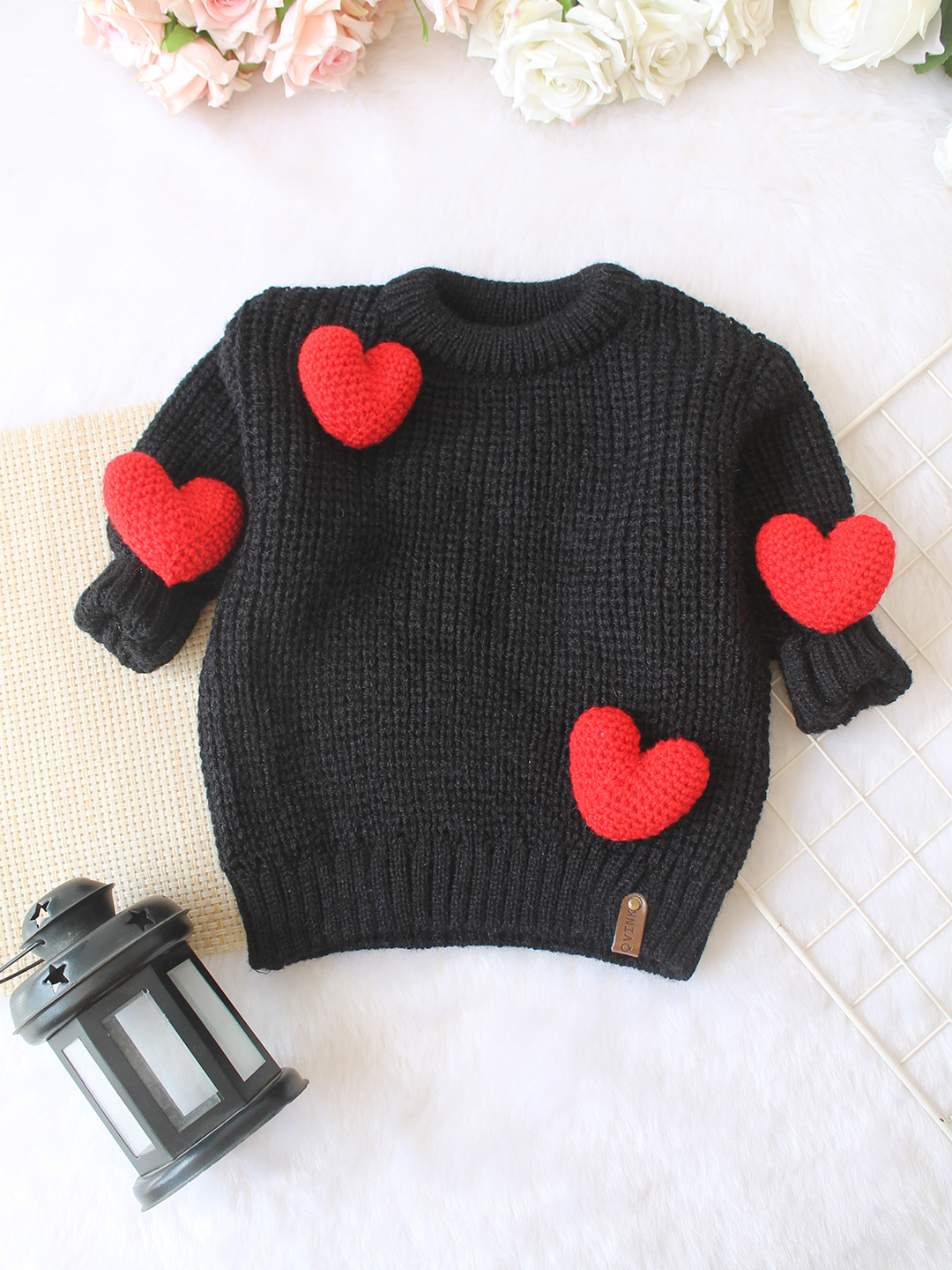 Qvink Knitted Full Sleeves Heart Applique Detailed Sweater - Black