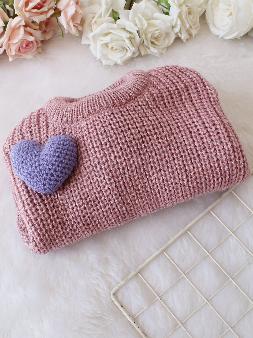 Qvink Knitted Full Sleeves Heart Applique Detailed Sweater - Purple