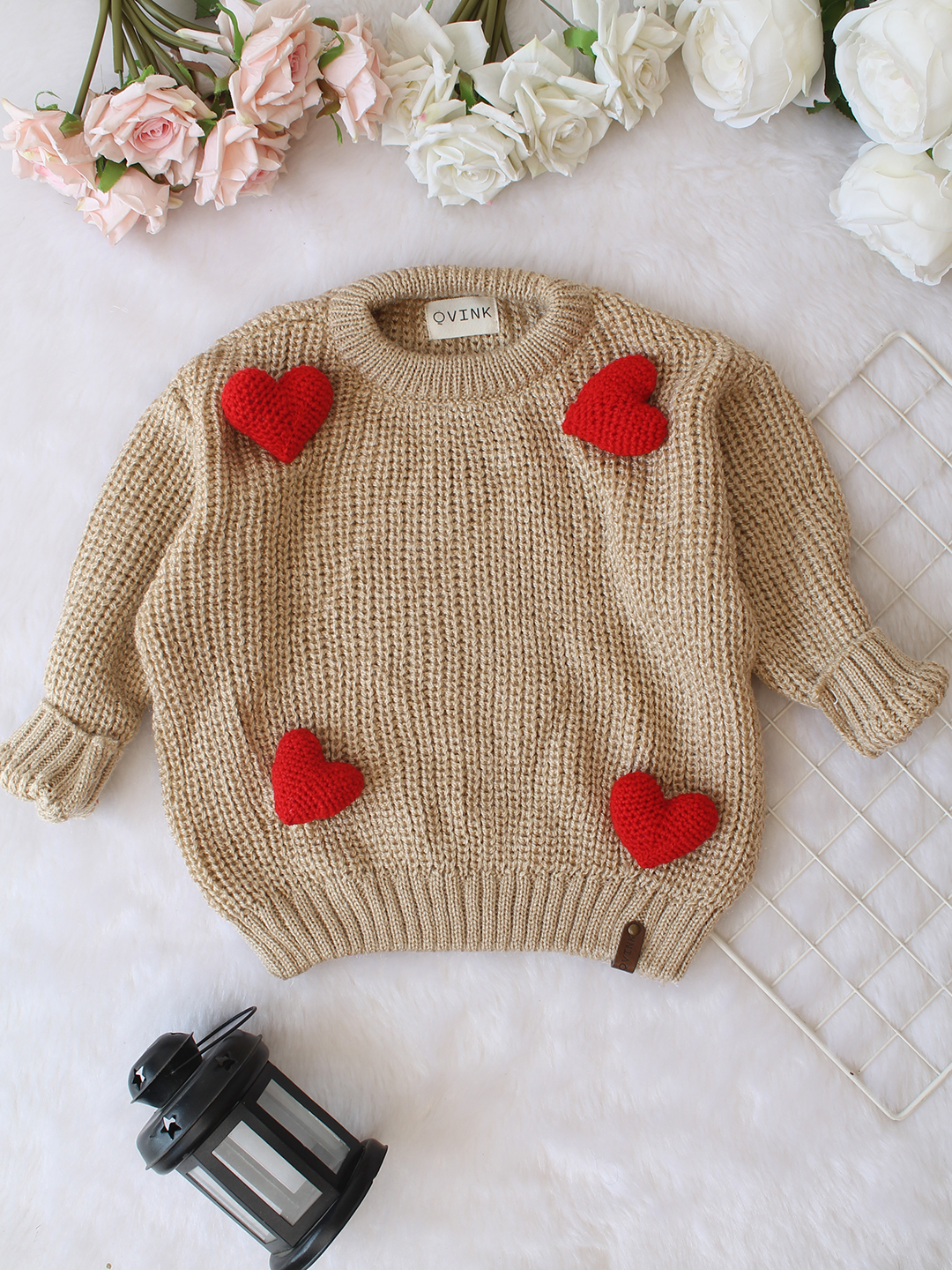 Qvink Knitted Full Sleeves Heart Applique Detailed Sweater - Beige