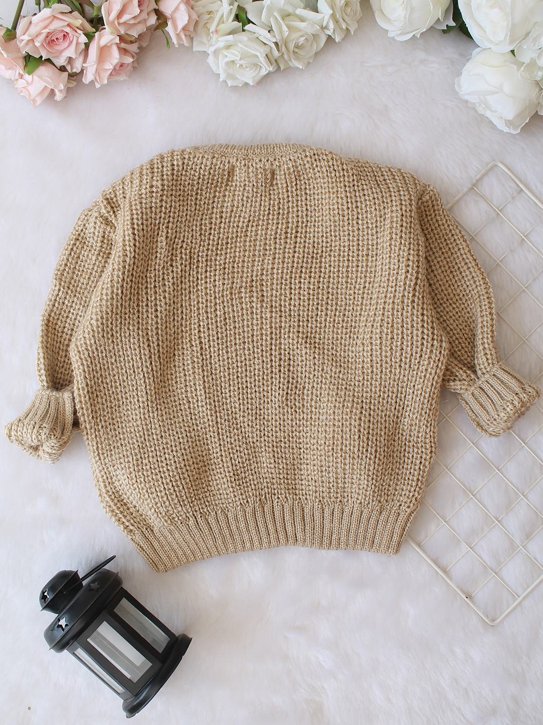 Qvink Knitted Full Sleeves Heart Applique Detailed Sweater - Beige