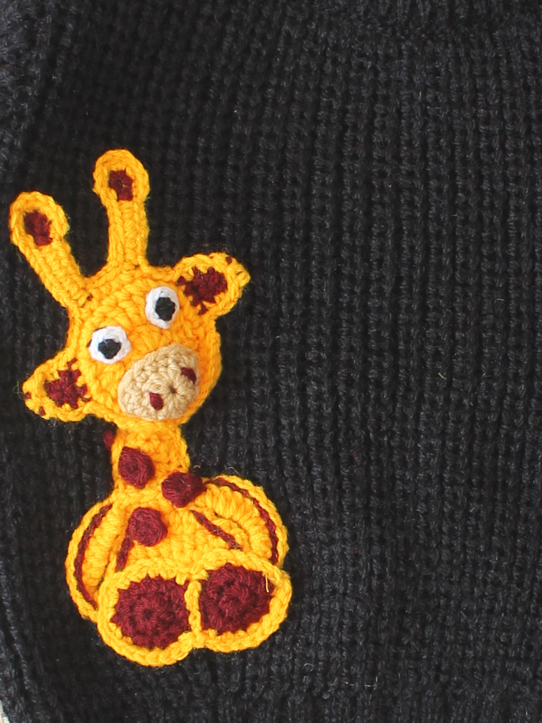 Qvink Knitted Full Sleeves Giraffe Applique Detailed Sweater - Black