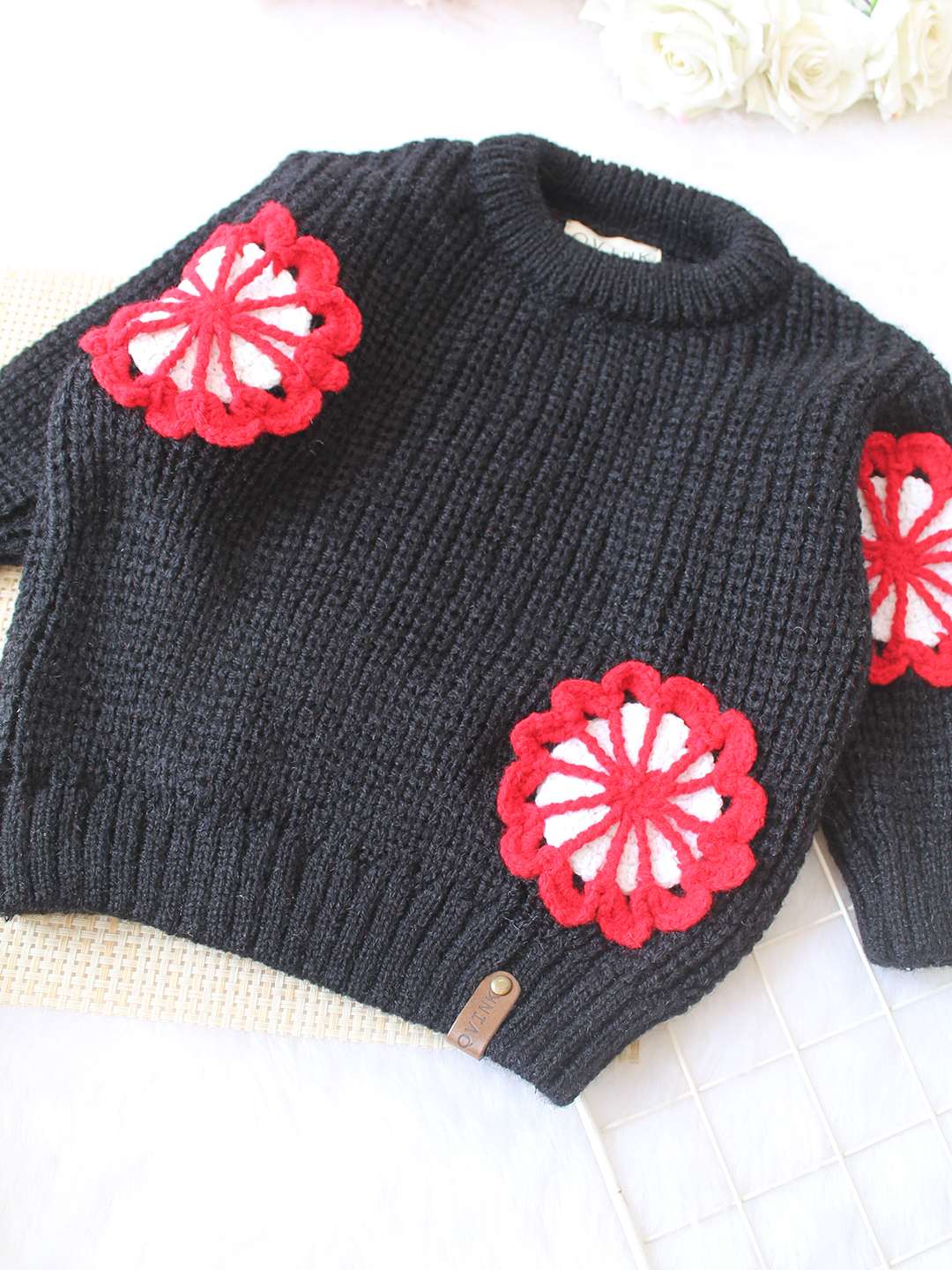 Qvink Knitted Full Sleeves Red and White Floral Applique Detailed Sweater - Black