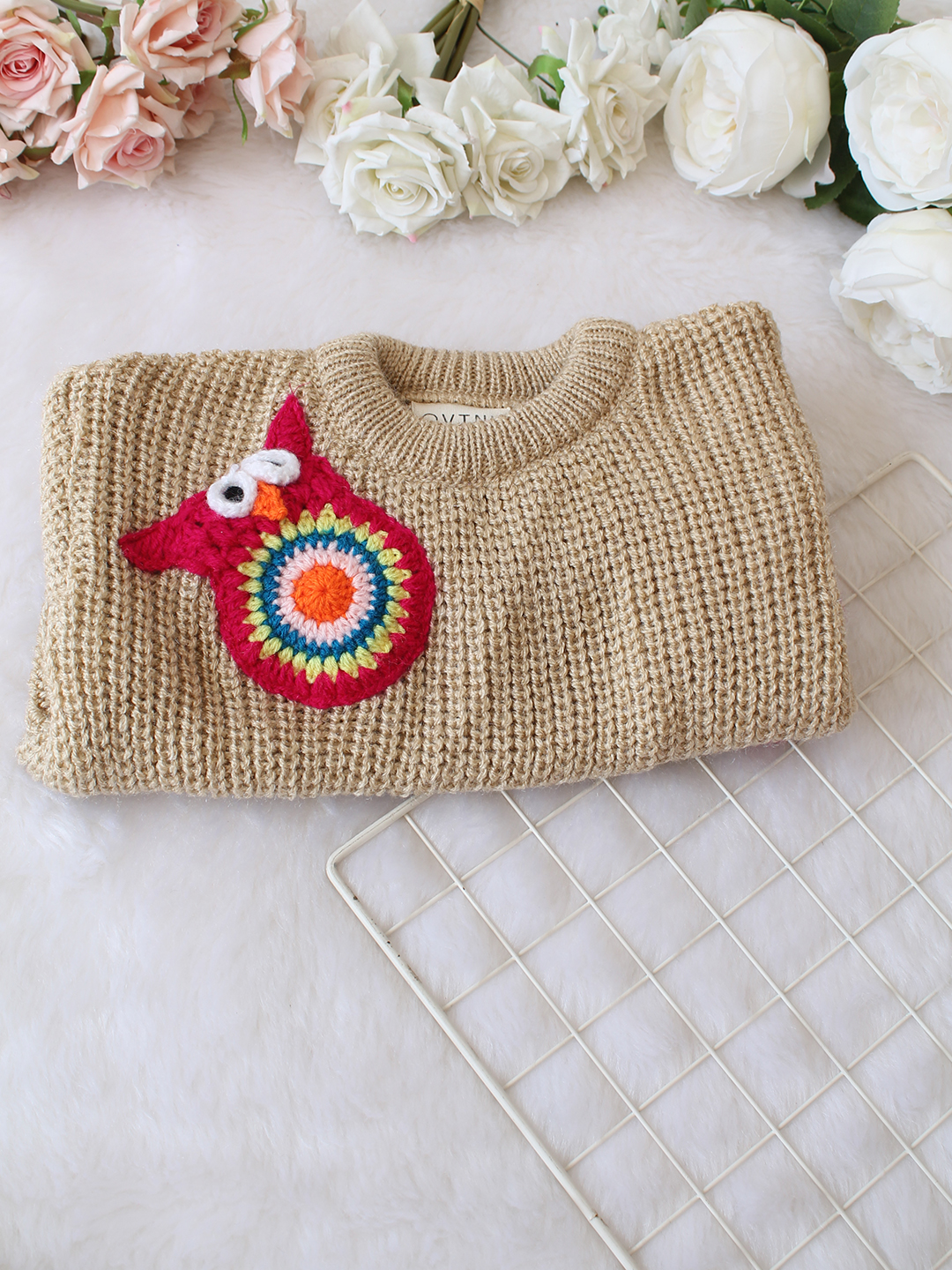 Qvink Knitted Full Sleeves Owl Applique Detailed Sweater - Beige