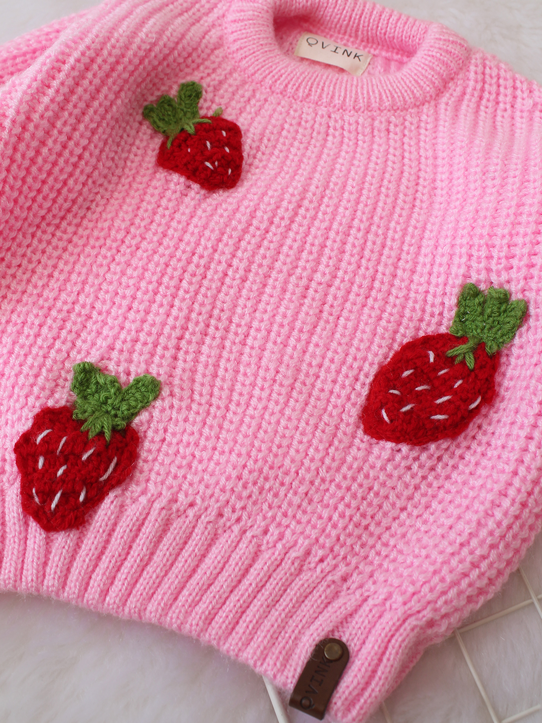 Qvink Knitted Full Sleeves Strawberry Applique Detailed Sweater - Pink