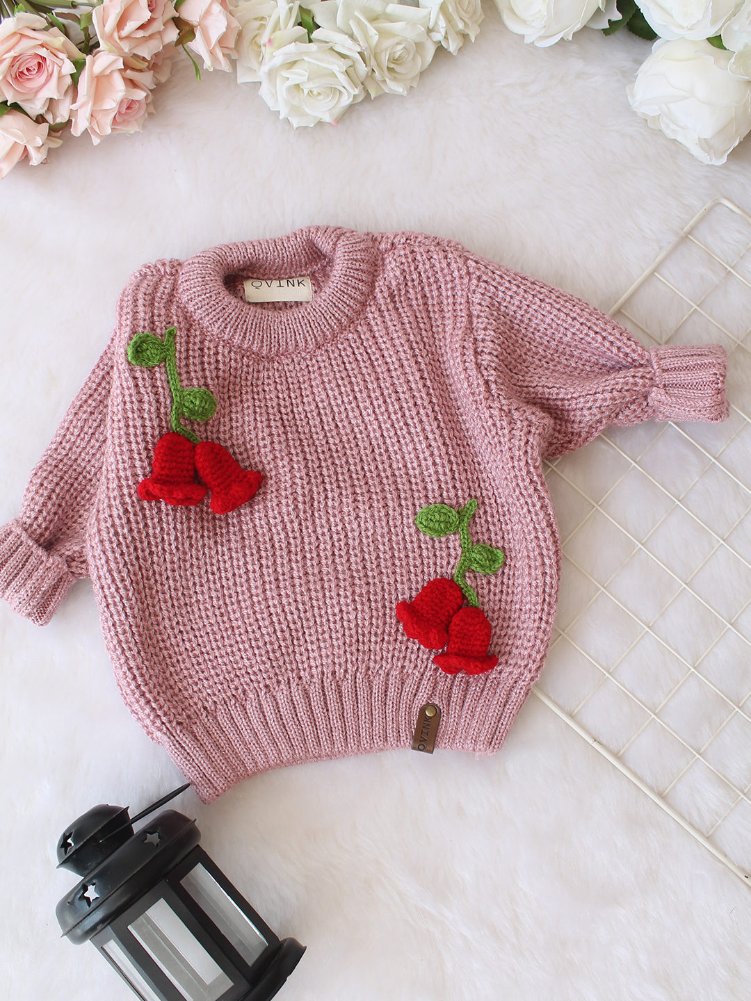 Qvink Knitted Full Sleeves Tulip Floral Applique Detailed Sweater - Purple