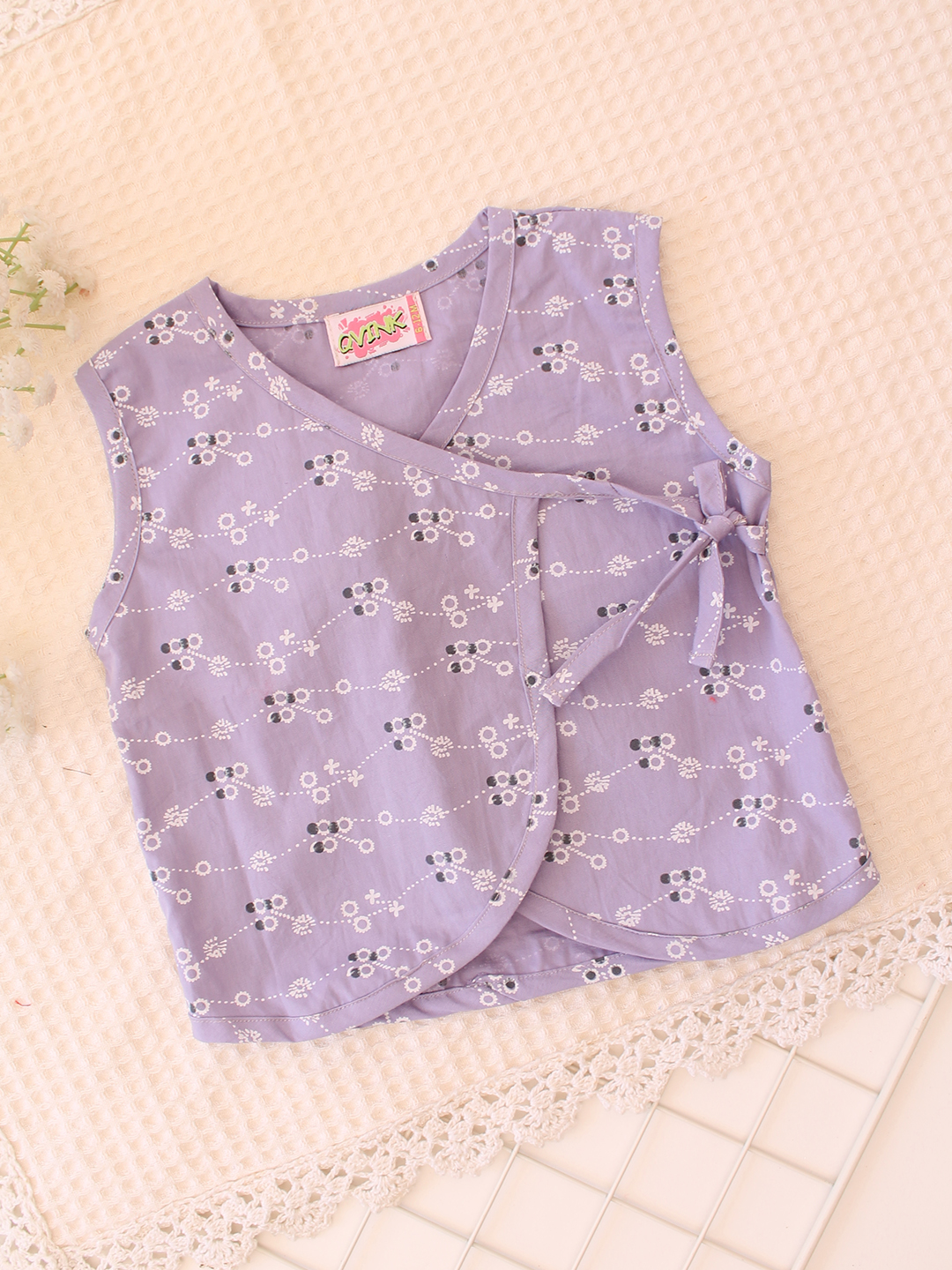 Qvink Sleeveless Self Design Infant Cotton Vest - Lavender