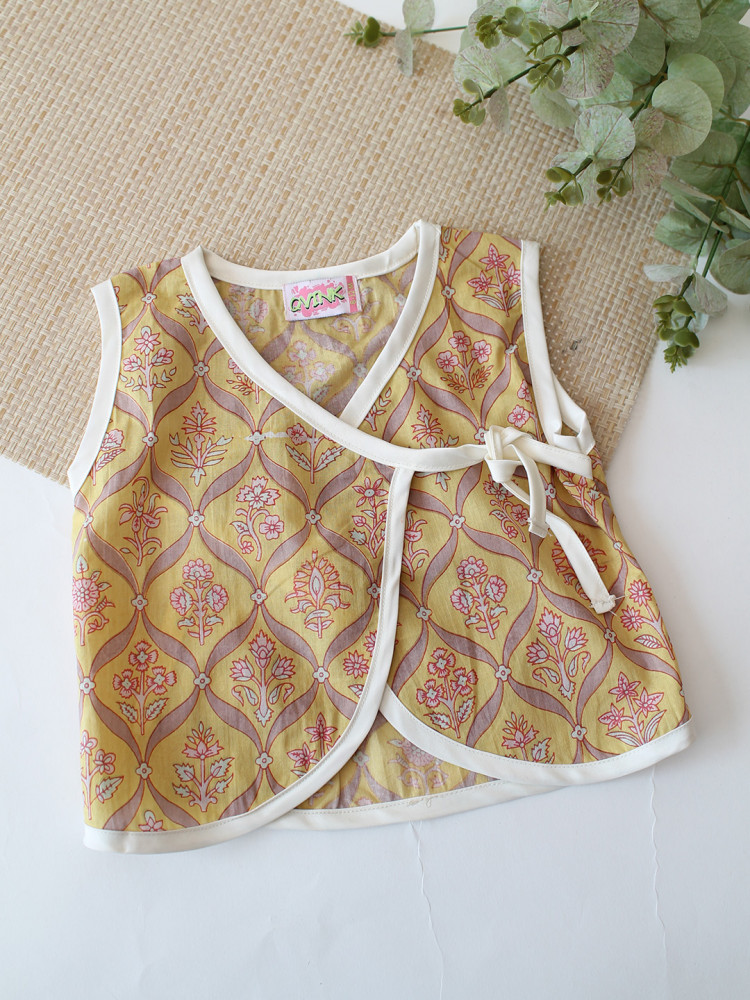 Image of Qvink Floral Printed Cotton Jhabla - Yellow