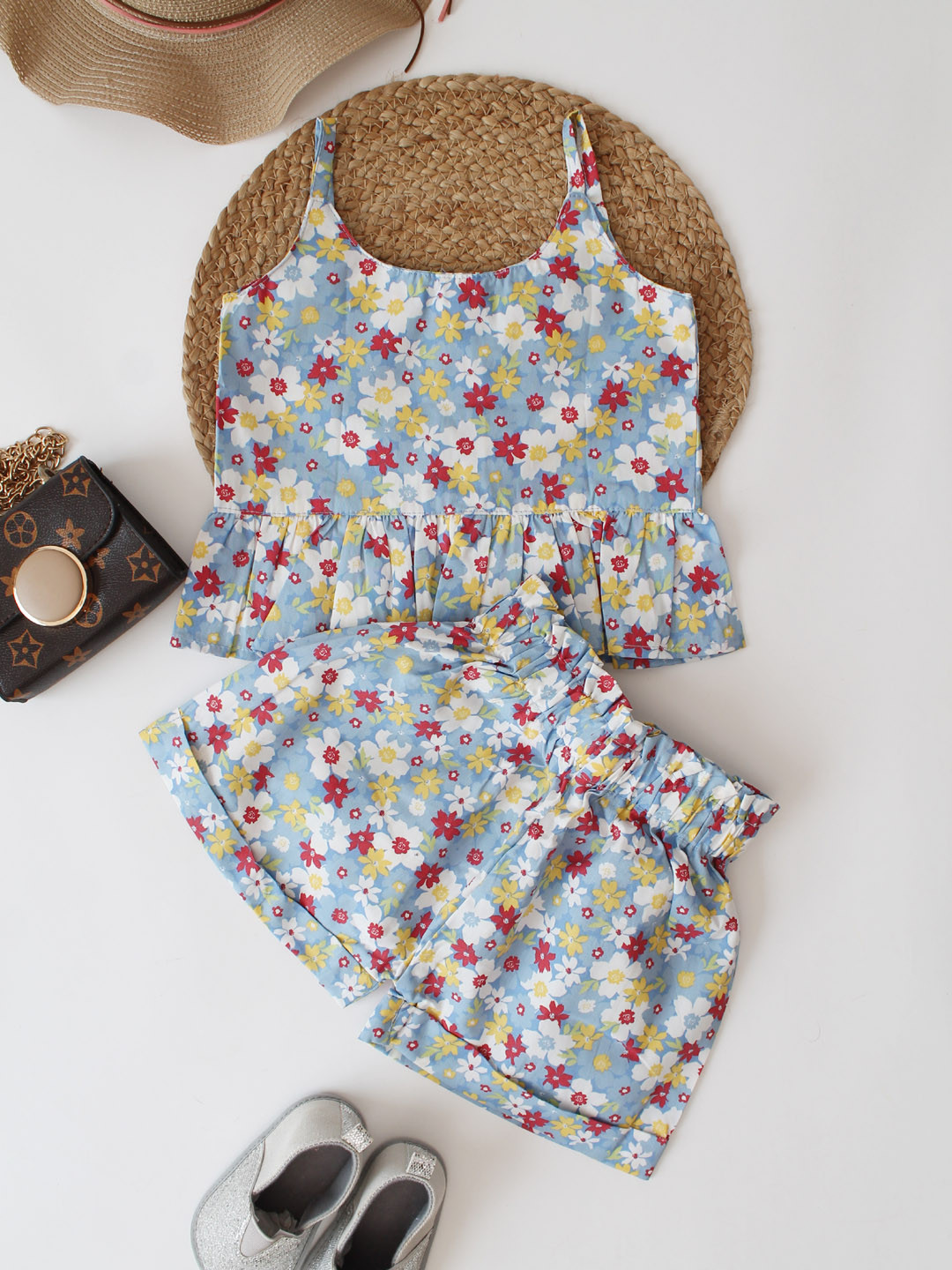 Qvink Floral Printed Sleveless Blue Co ord Set for Summer