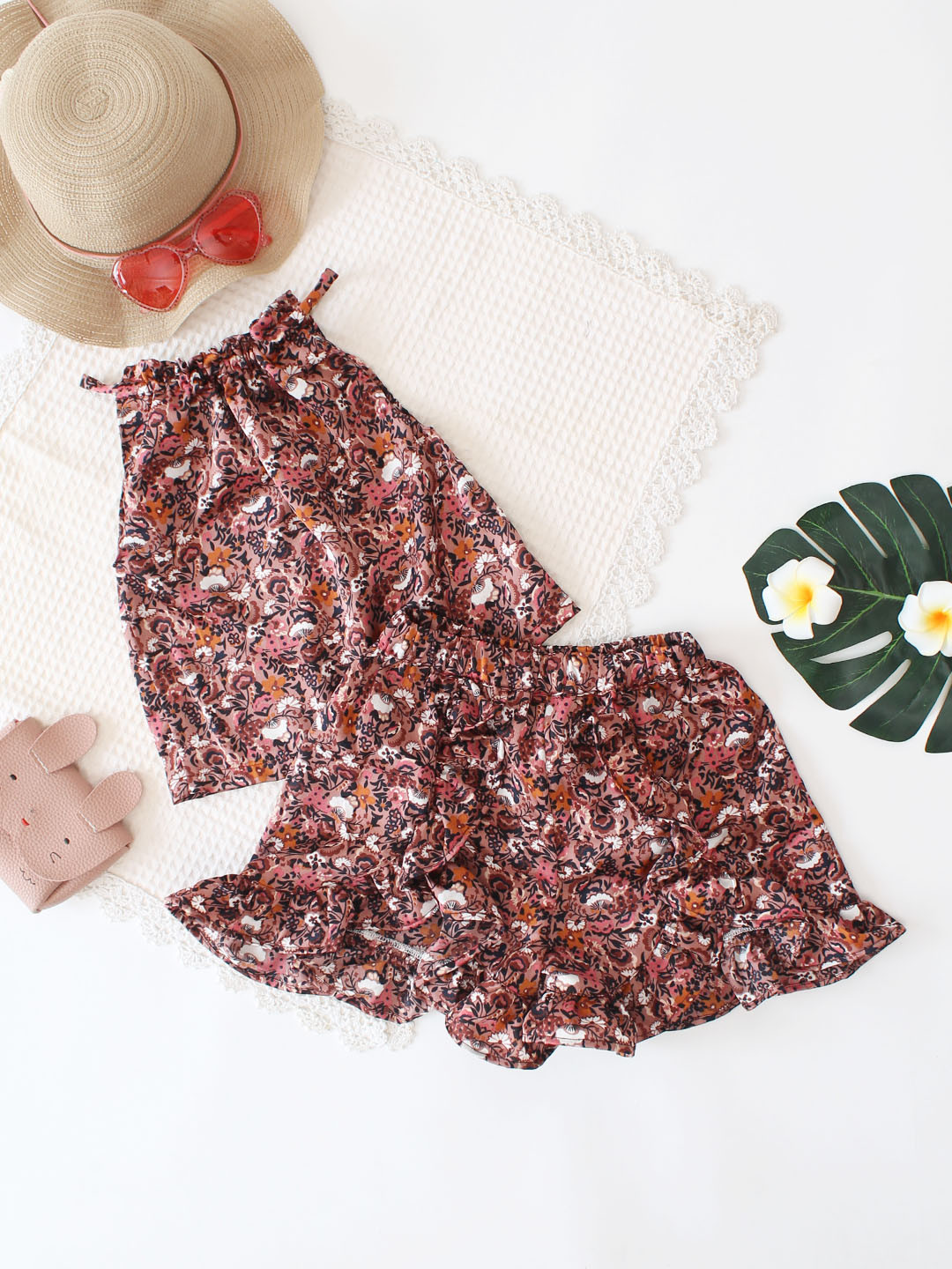 Qvink Floral Printed Top Co ord Set with Adjustable Neck - Brown