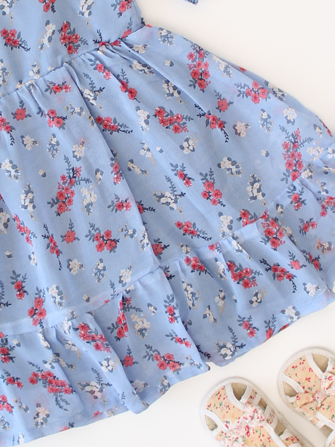 Qvink Half Bell Sleeves Floral Printed Dress - Blue