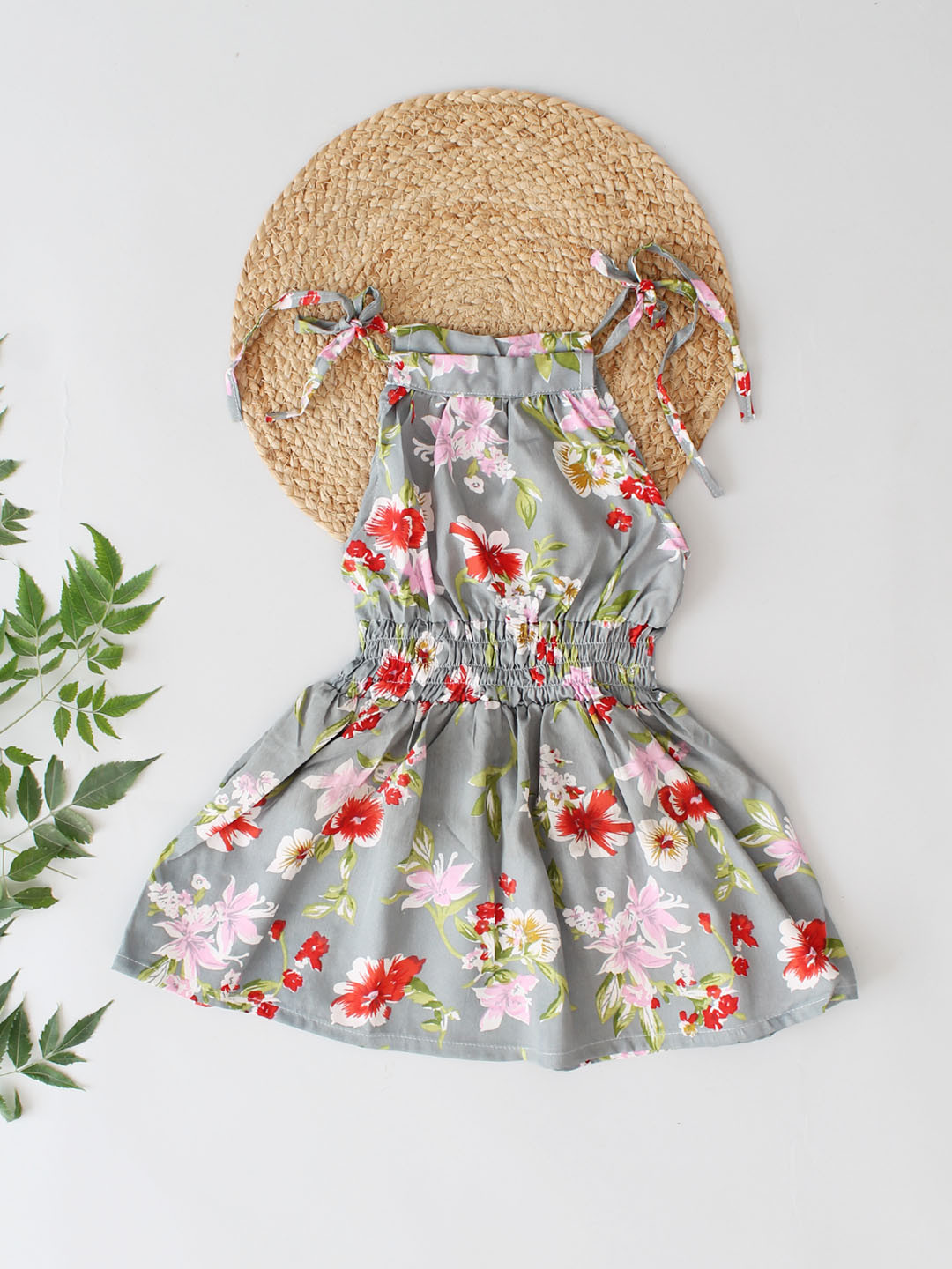 Qvink Sleeveless Floral Printed Smocking Detailed Dress - Grey
