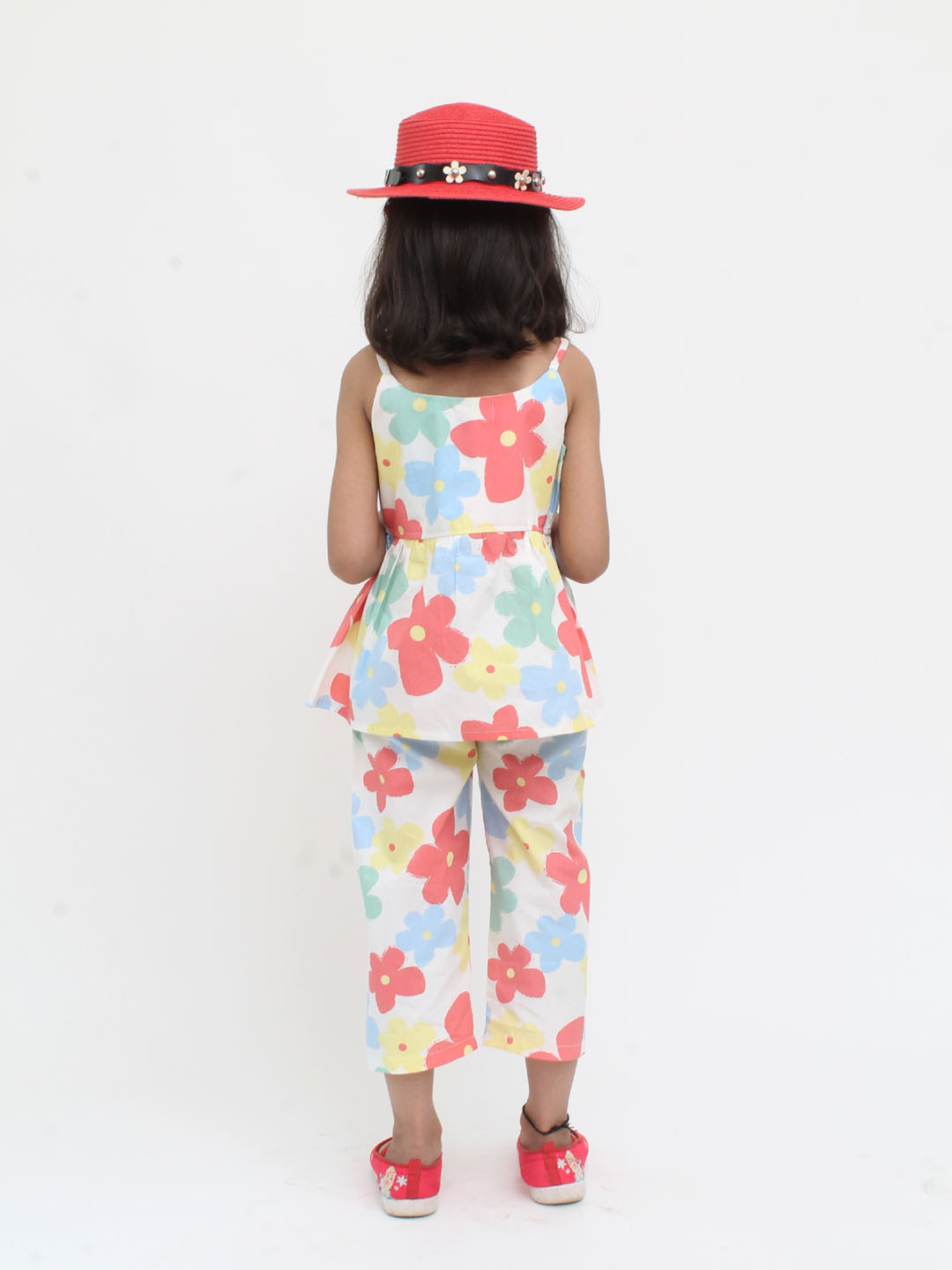 Qvink Sleeveless Floral Printed Strappy Co ord Set - Multicolor