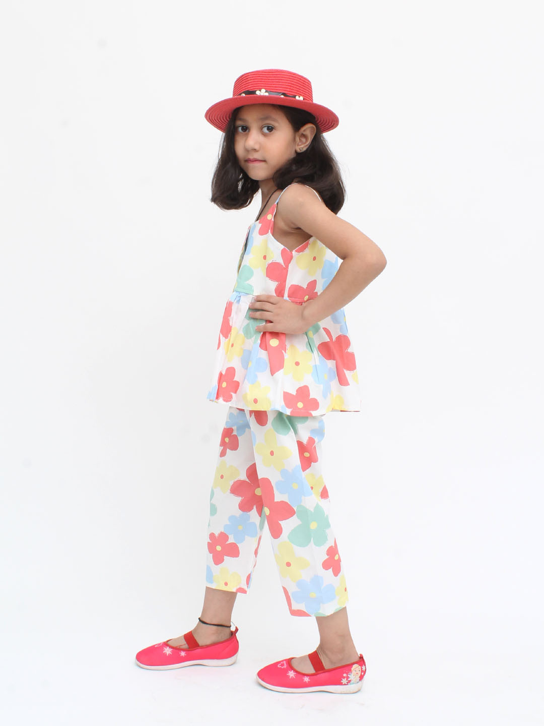 Qvink Sleeveless Floral Printed Strappy Co ord Set - Multicolor