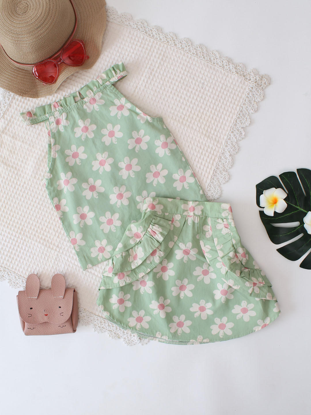 Qvink Sleeveless Leaf Printed Skirt Summer Co ord Set - Green