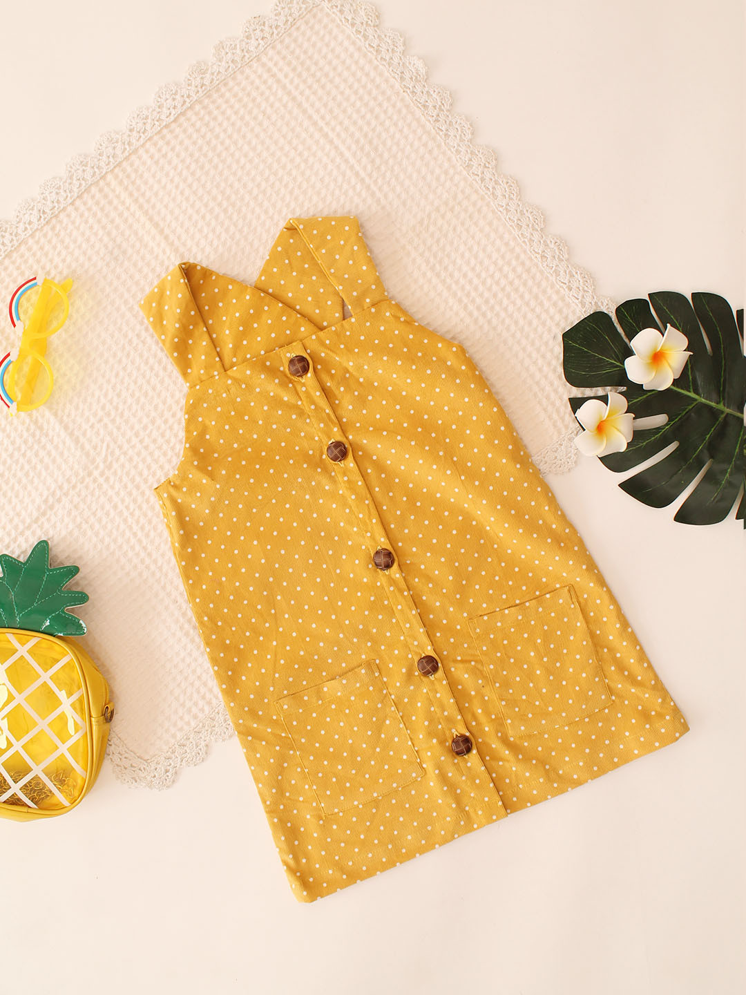 Qvink Sleeveless Pocket Detailed Front Openable Dress - Yellow