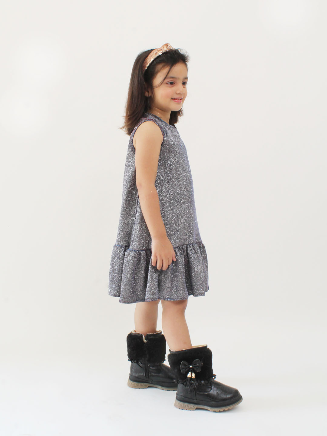 Qvink Sleeveless Shimmery One Piece Dress Party Wear - Black