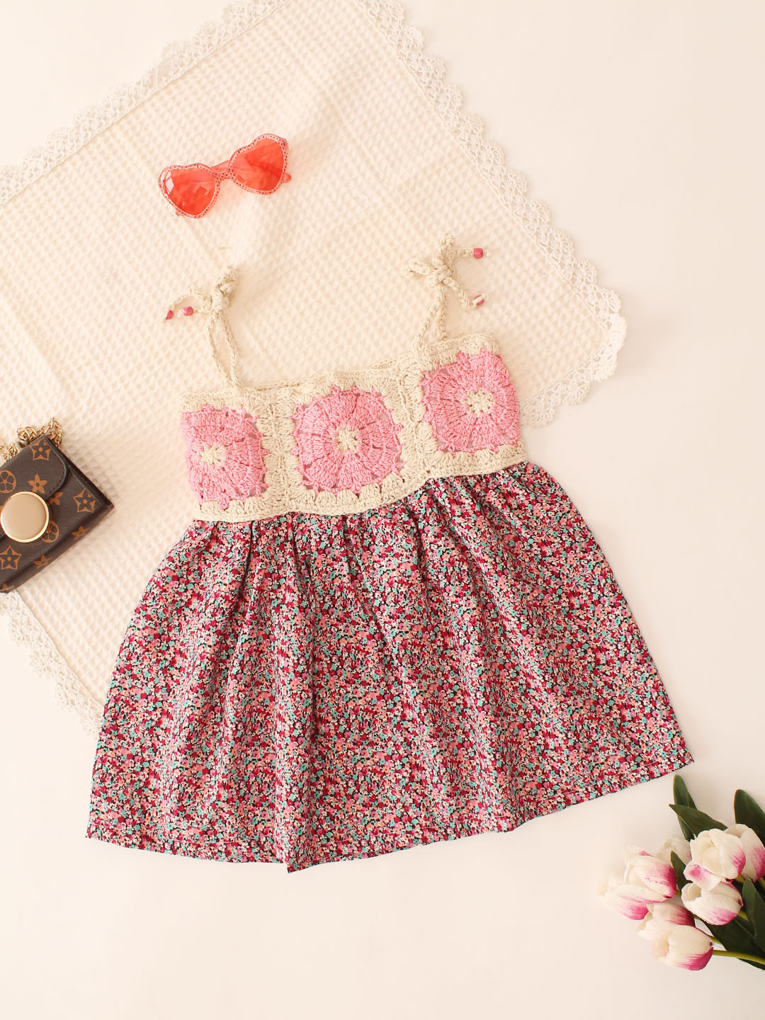 Qvink Sleeveless Summer Crochet Detail Floral Dress - Pink