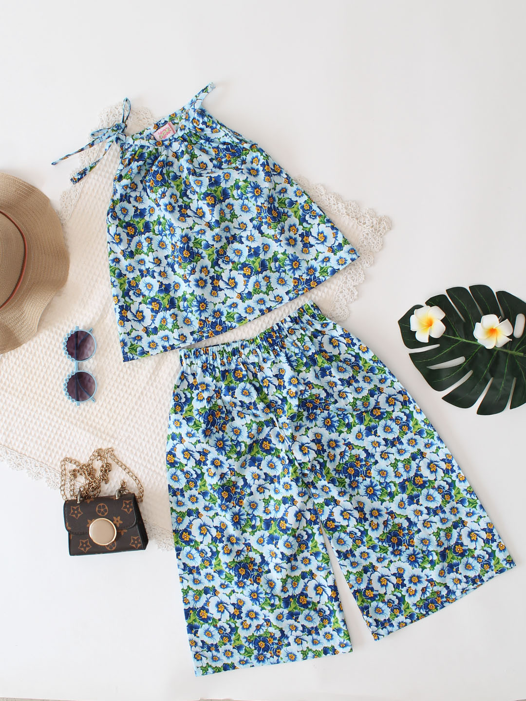 Qvink Summer Co ord Set with Side Tie-up Top for Girls - Blue