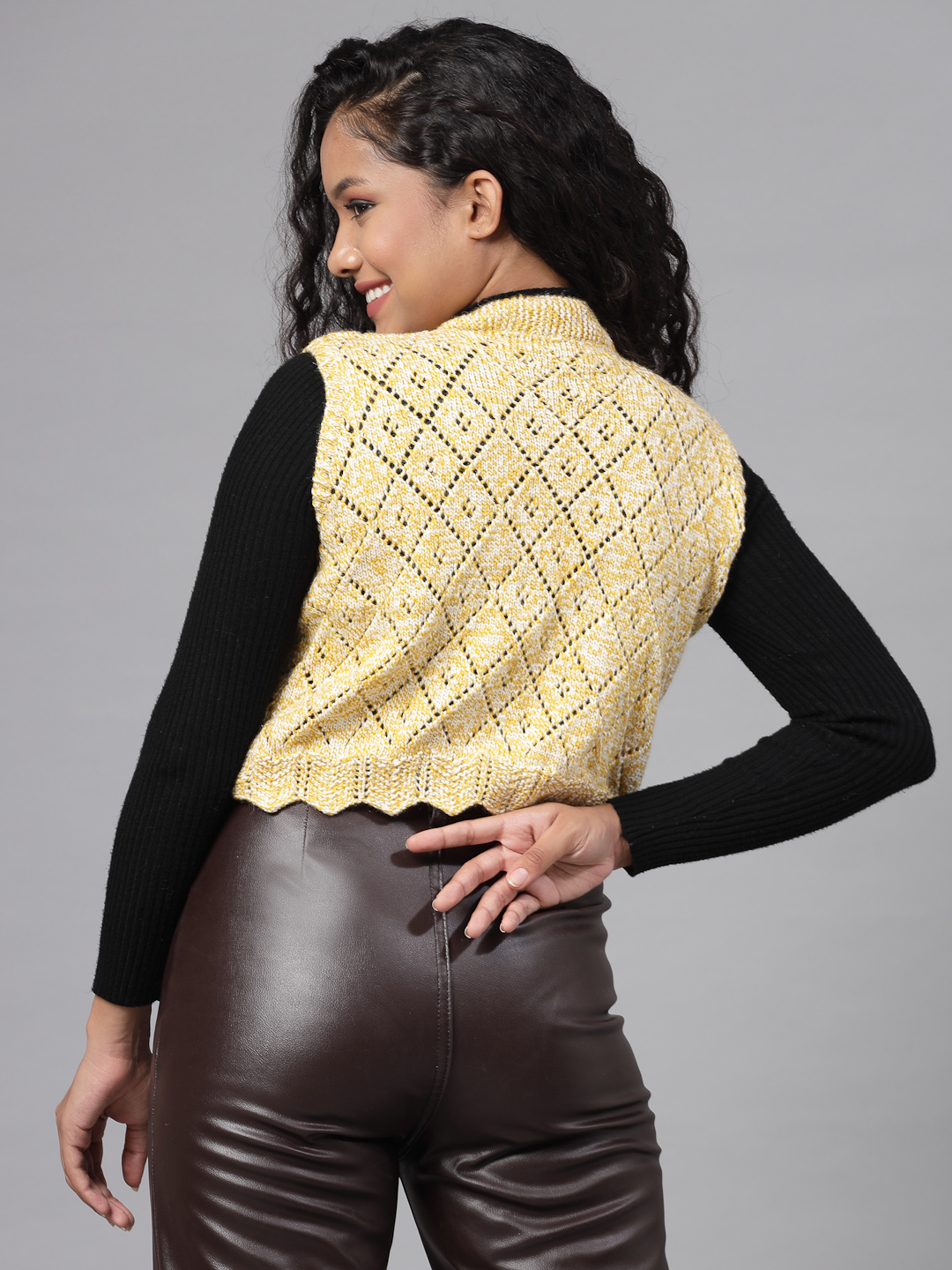 Self Design Dual Tone Argyle Sweater for Women - Yellow
