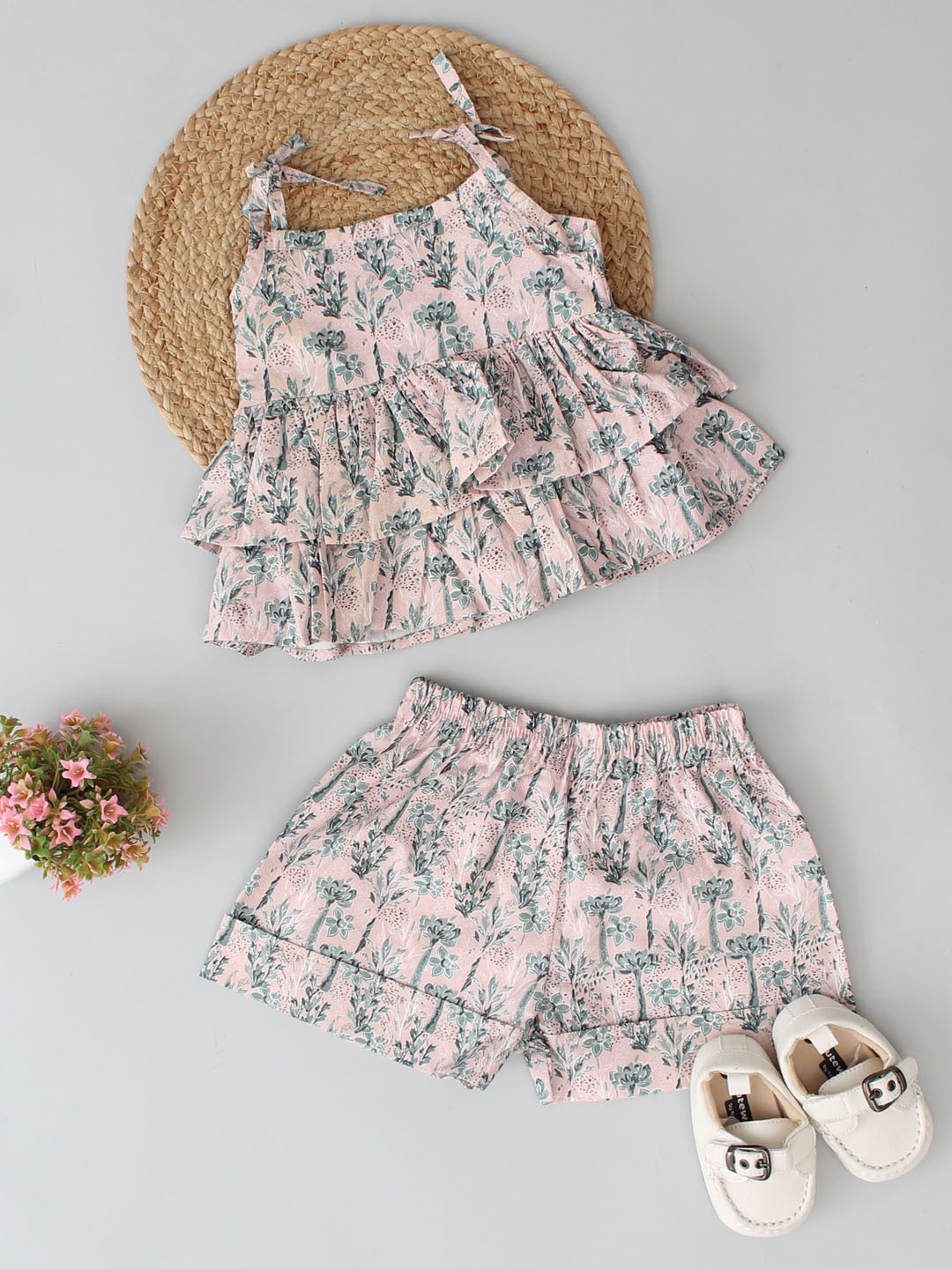 Shoulder Tie-up Floral Printed Top and Shorts Co ord Set - Pink