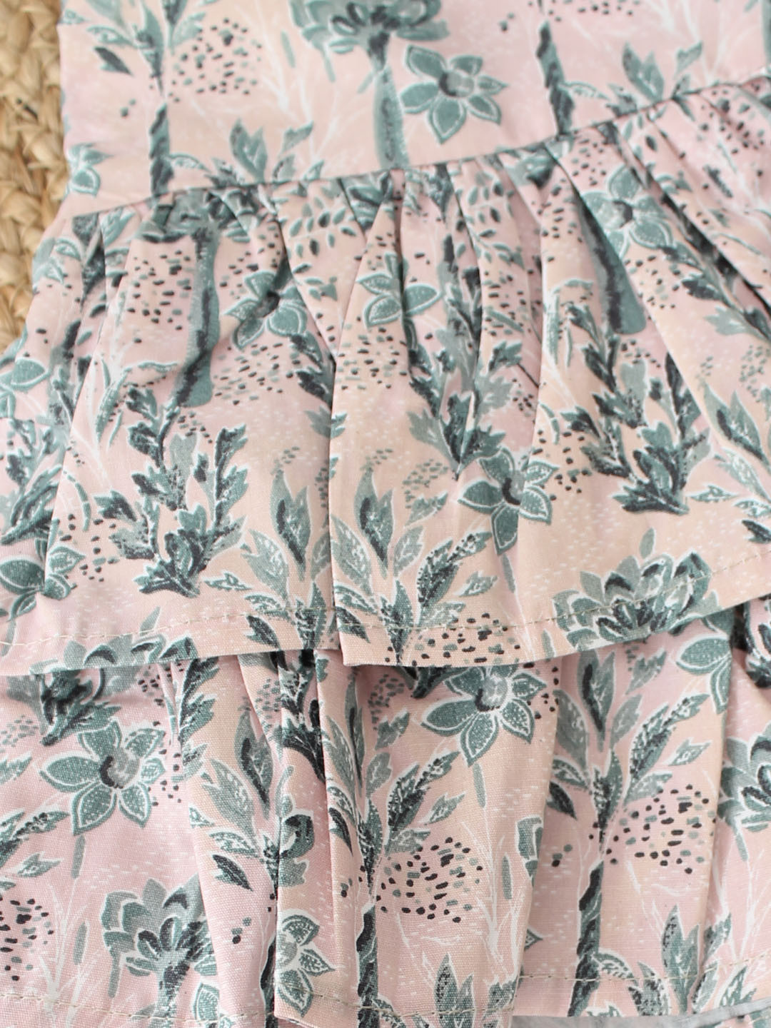 Shoulder Tie-up Floral Printed Top and Shorts Co ord Set - Pink