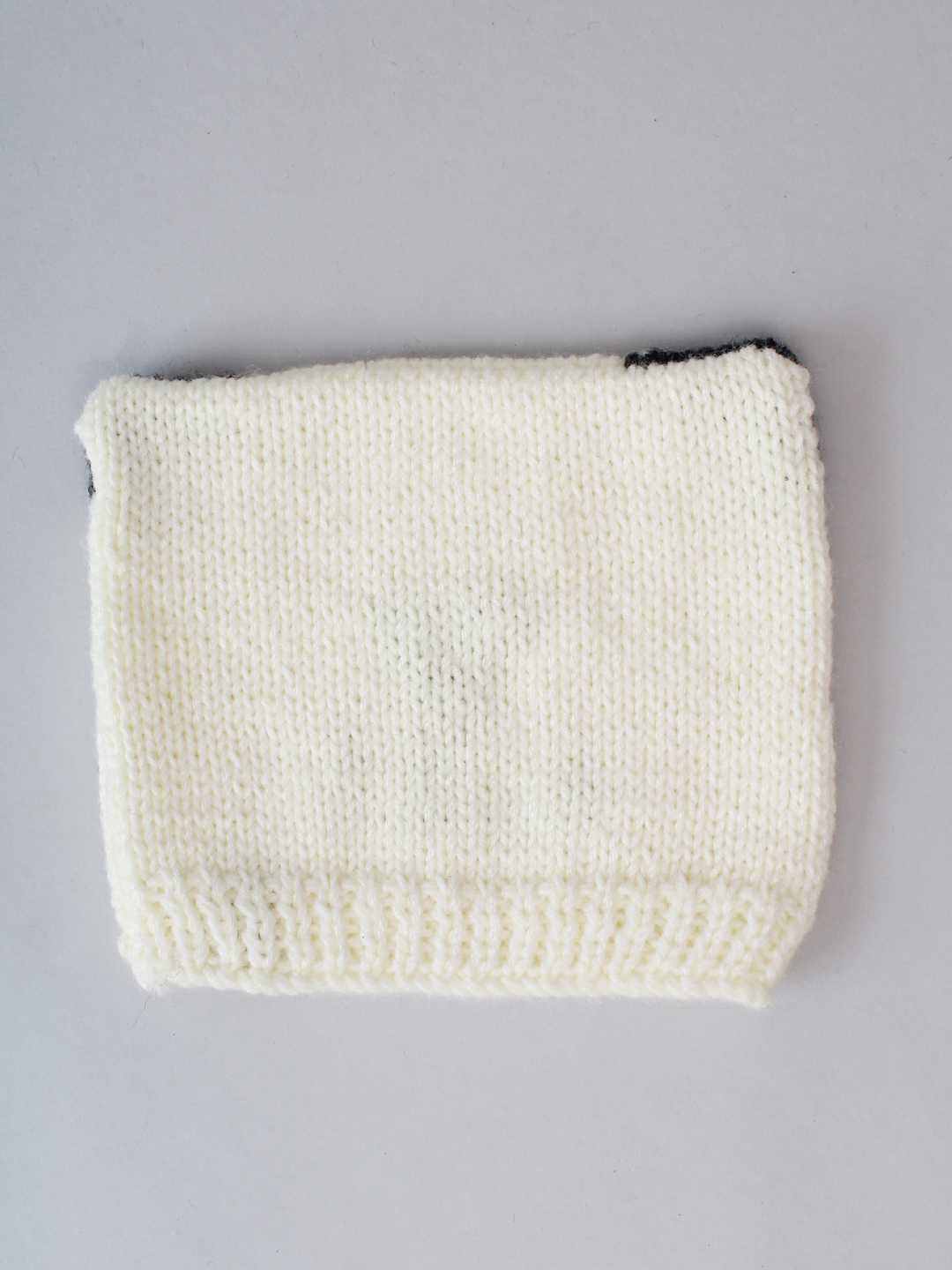 Square Knit Hat with Cat Face - Off-White