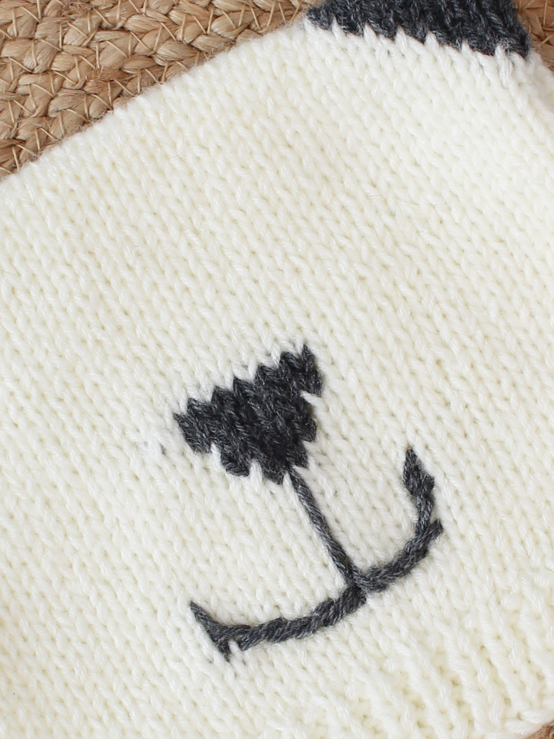 Square Knit Hat with Cat Face - Off-White