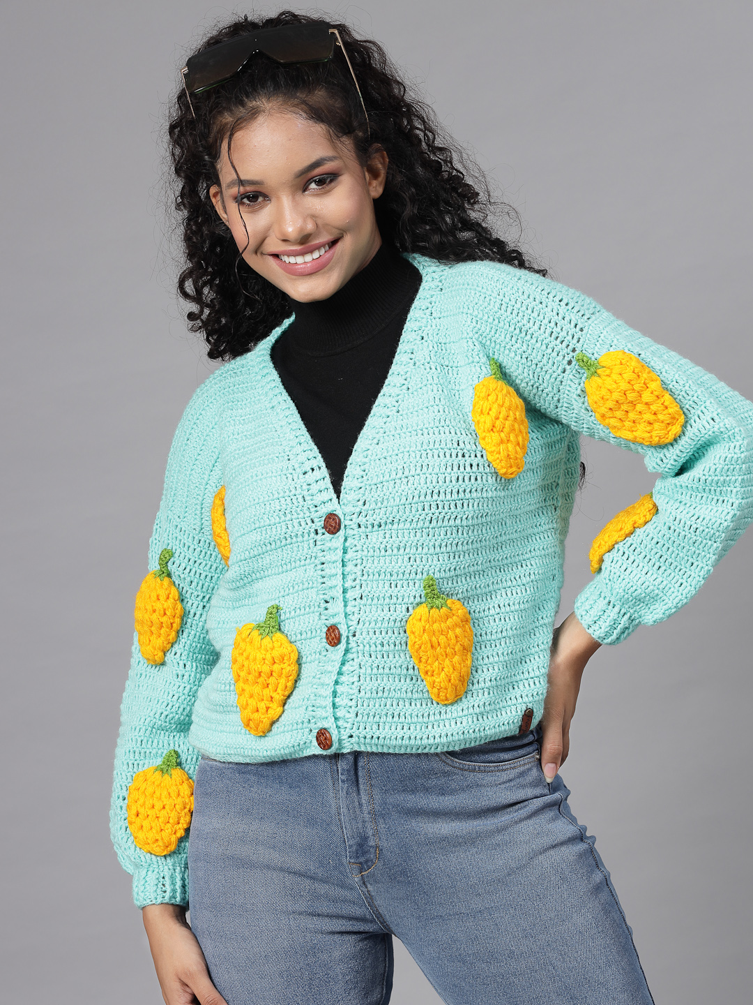 Strawberry Chunky Crop Cardigan for Women - Cream
