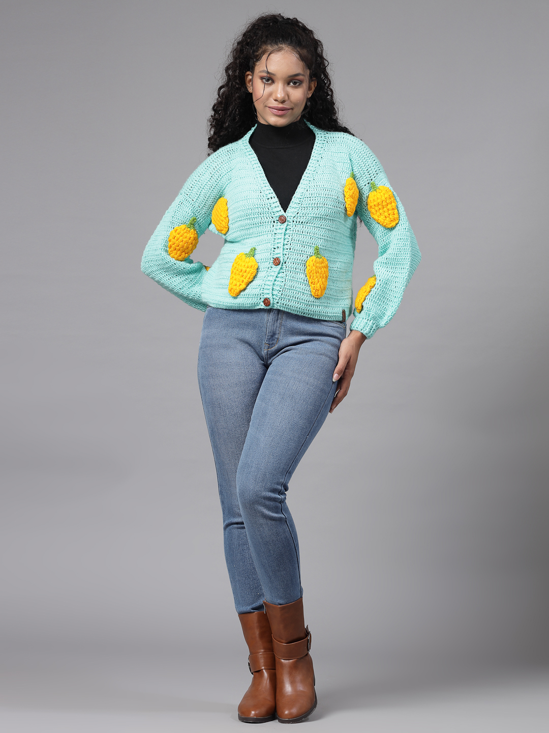 Strawberry Chunky Crop Cardigan for Women - Cream
