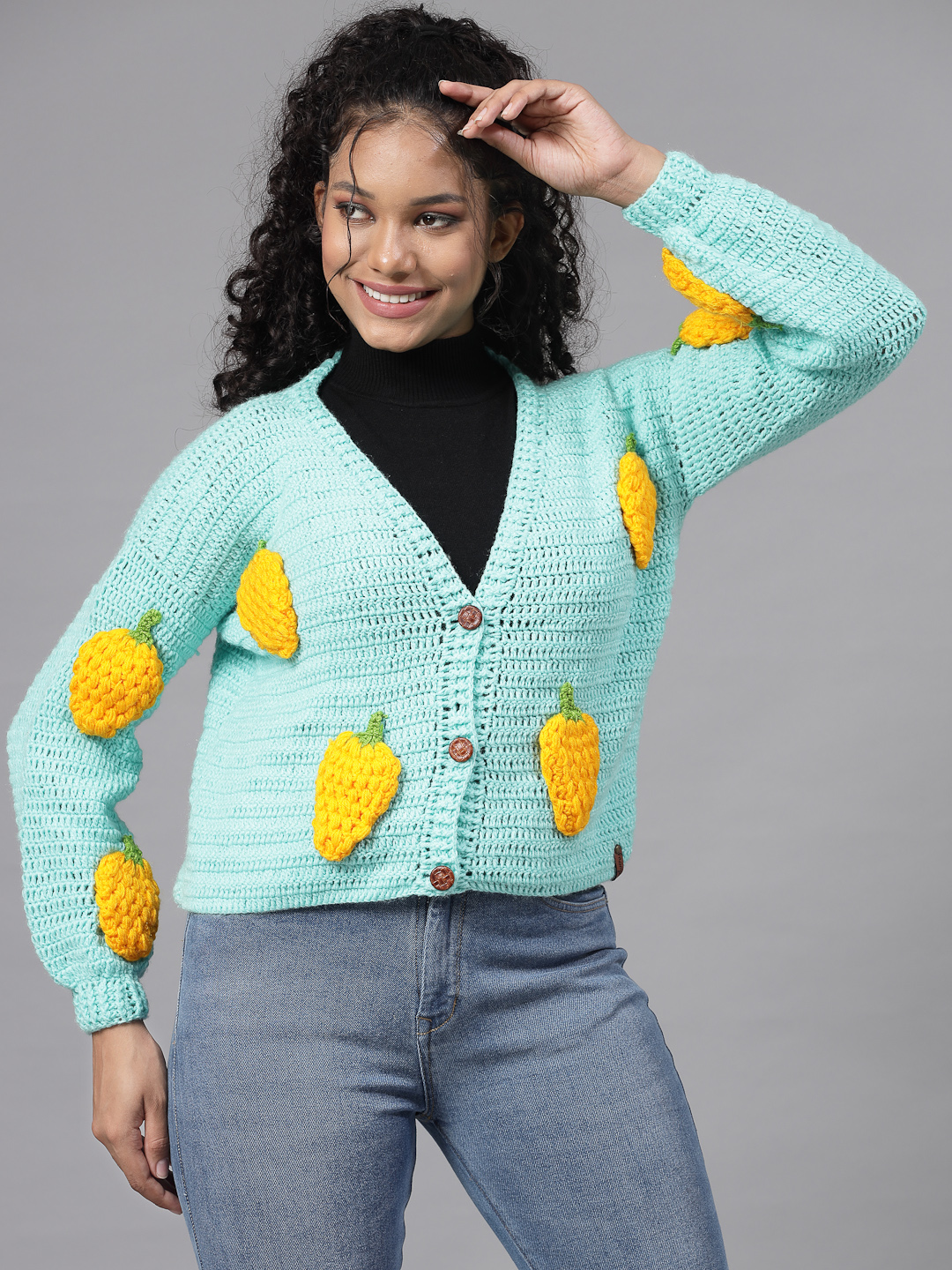 Strawberry Chunky Crop Cardigan for Women - Cream