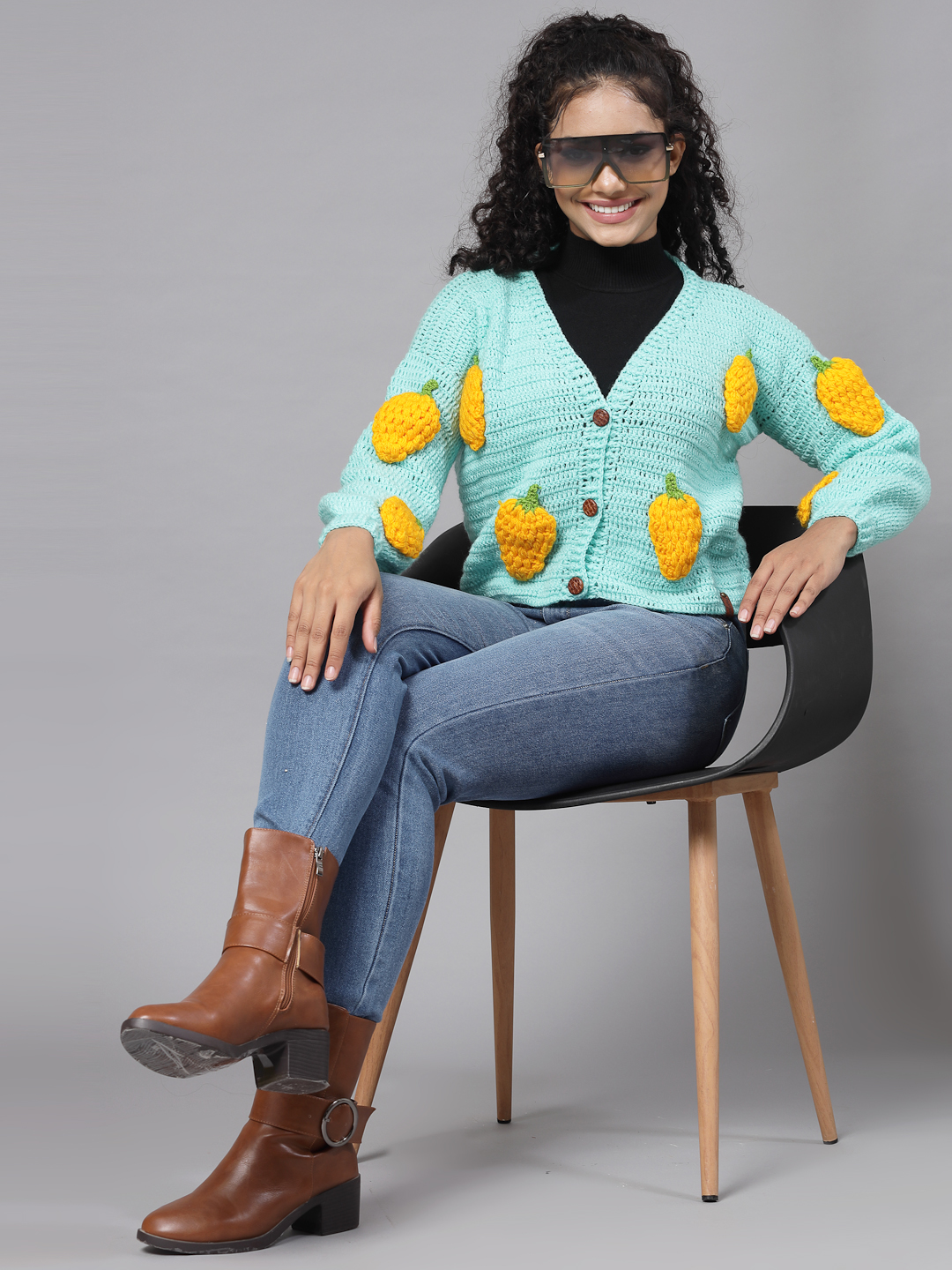 Strawberry Chunky Crop Cardigan for Women - Cream