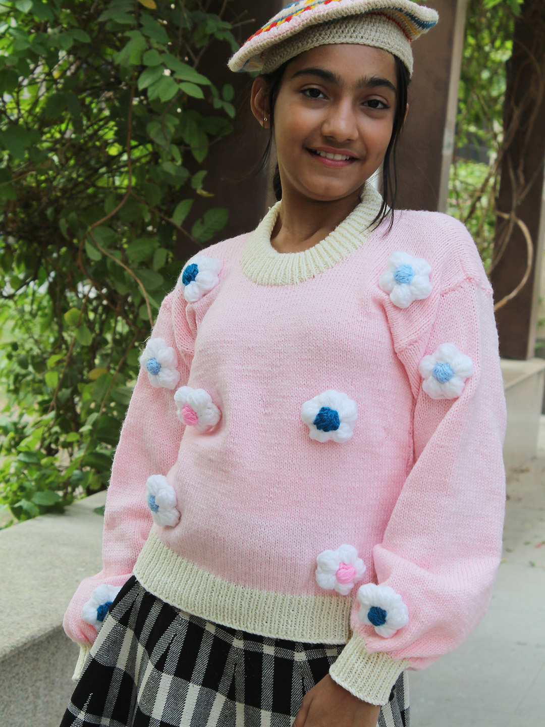 Woonie Handknitted Full Sleeves 3D Floral Detailed Sweater - Pink