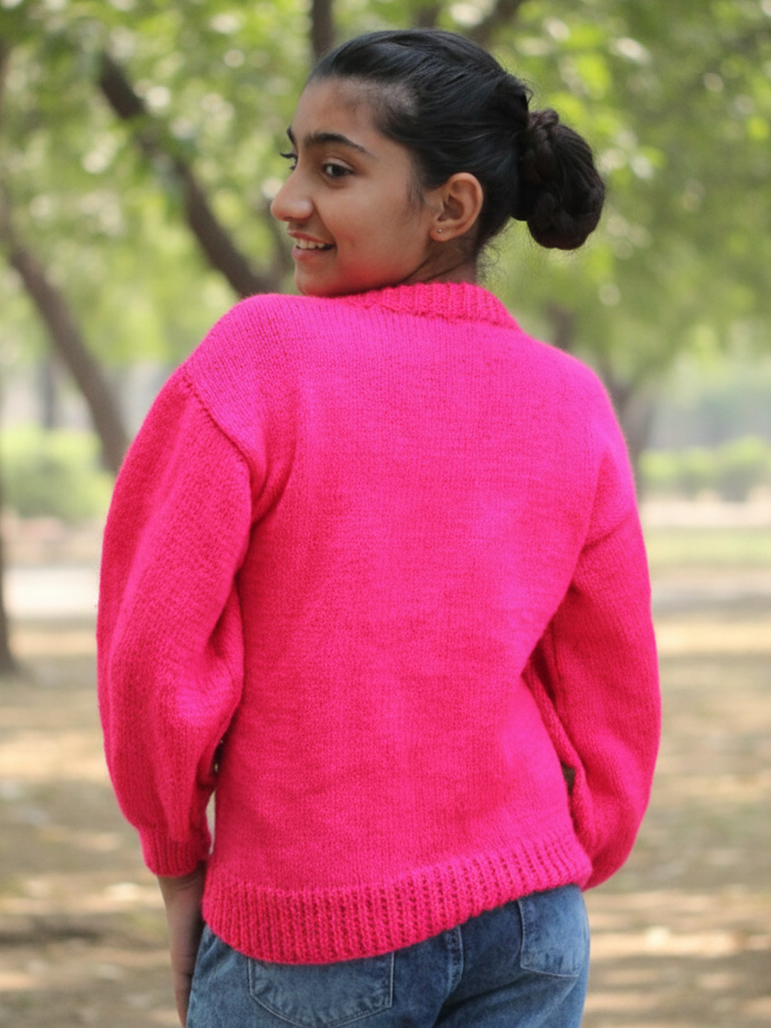 Woonie Handknitted Full Sleeves Floral Applique Detailed Sweater - Pink